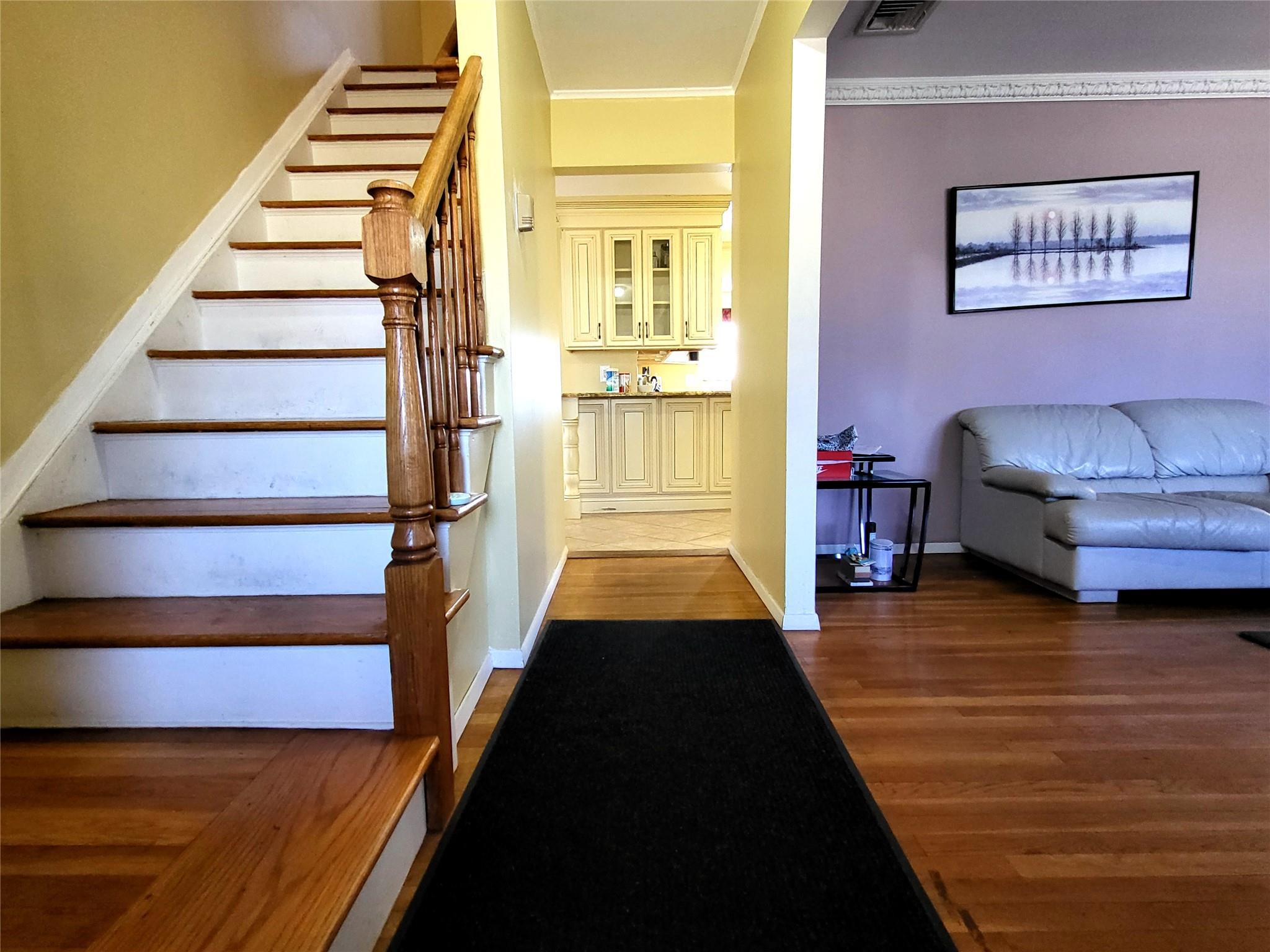 Single Family Eden  Suffolk County, NY 11790, MLS-833000-15