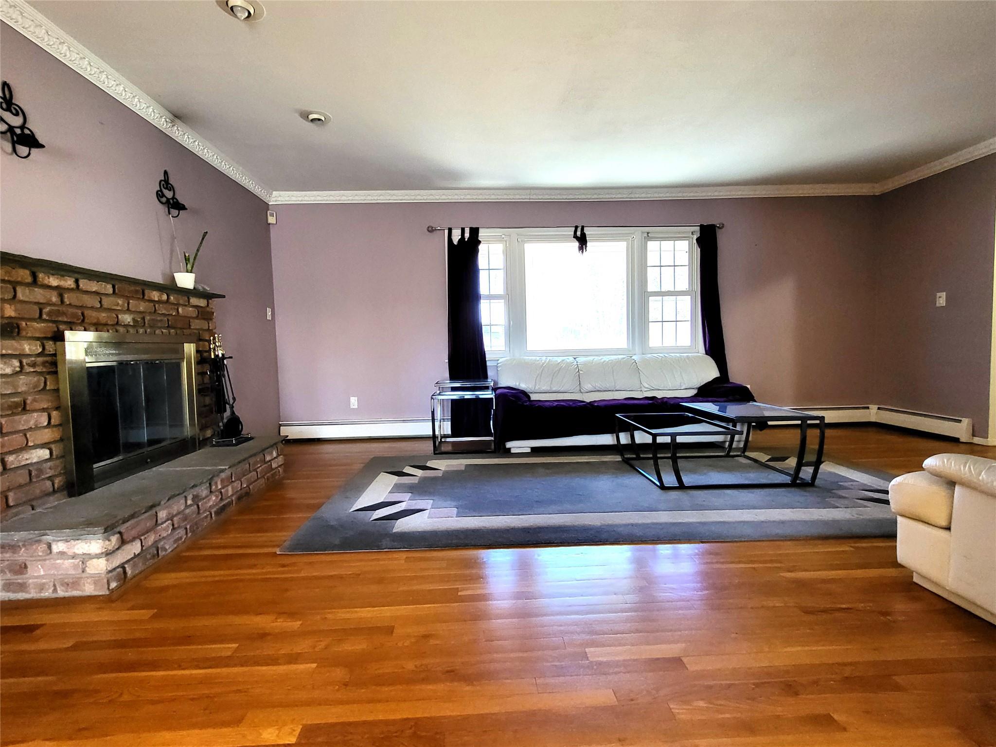 Single Family Eden  Suffolk County, NY 11790, MLS-833000-5