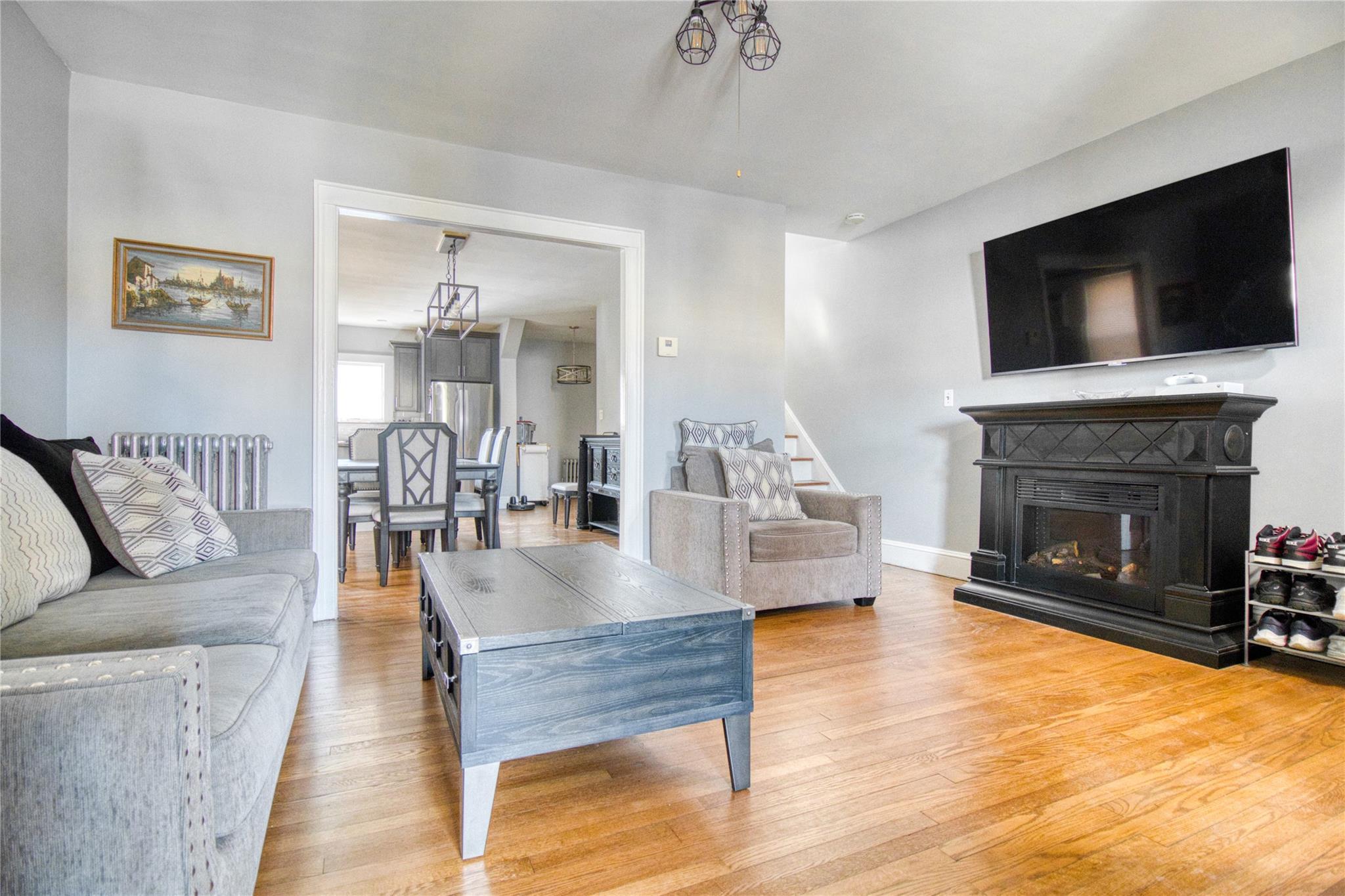 Single Family Woodbine  Staten Island, NY 10314, MLS-833003-11