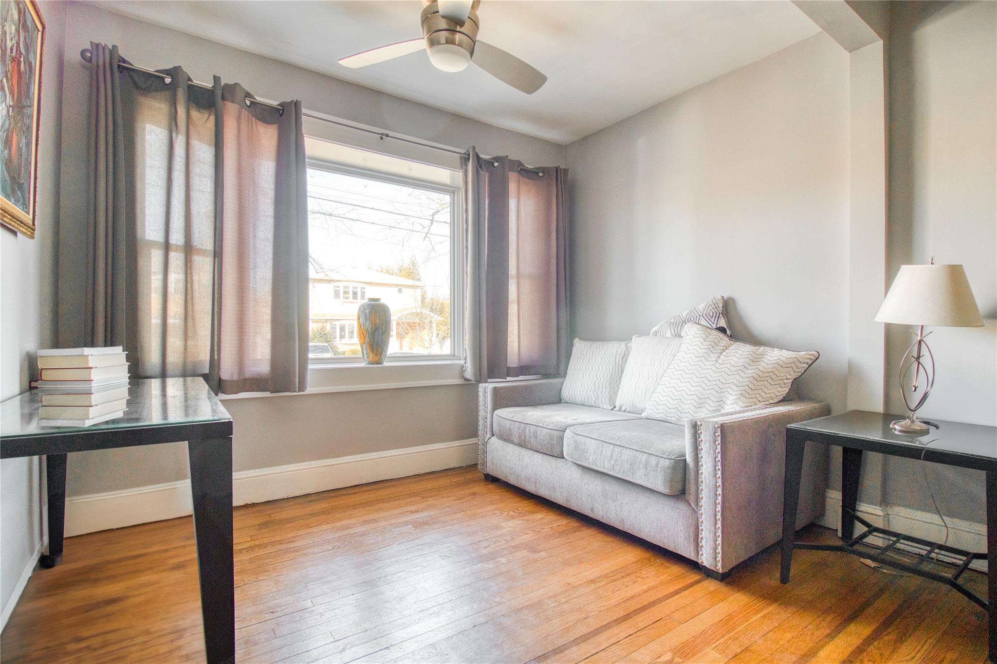 Single Family Woodbine  Staten Island, NY 10314, MLS-833003-5