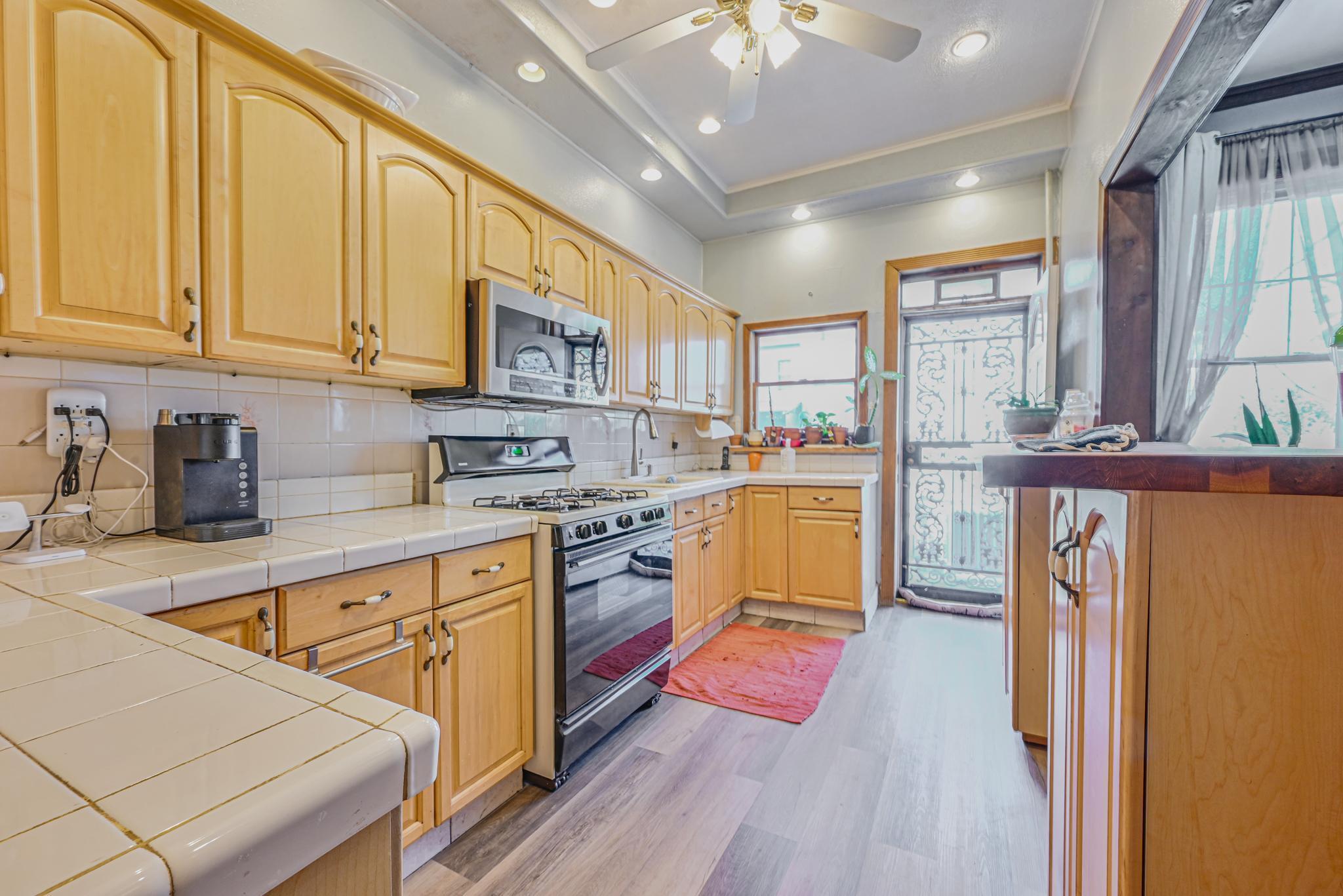 Single Family Shepherd  Brooklyn, NY 11208, MLS-833021-4