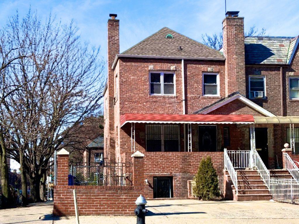 Single Family 76th  Queens, NY 11372, MLS-833073-2