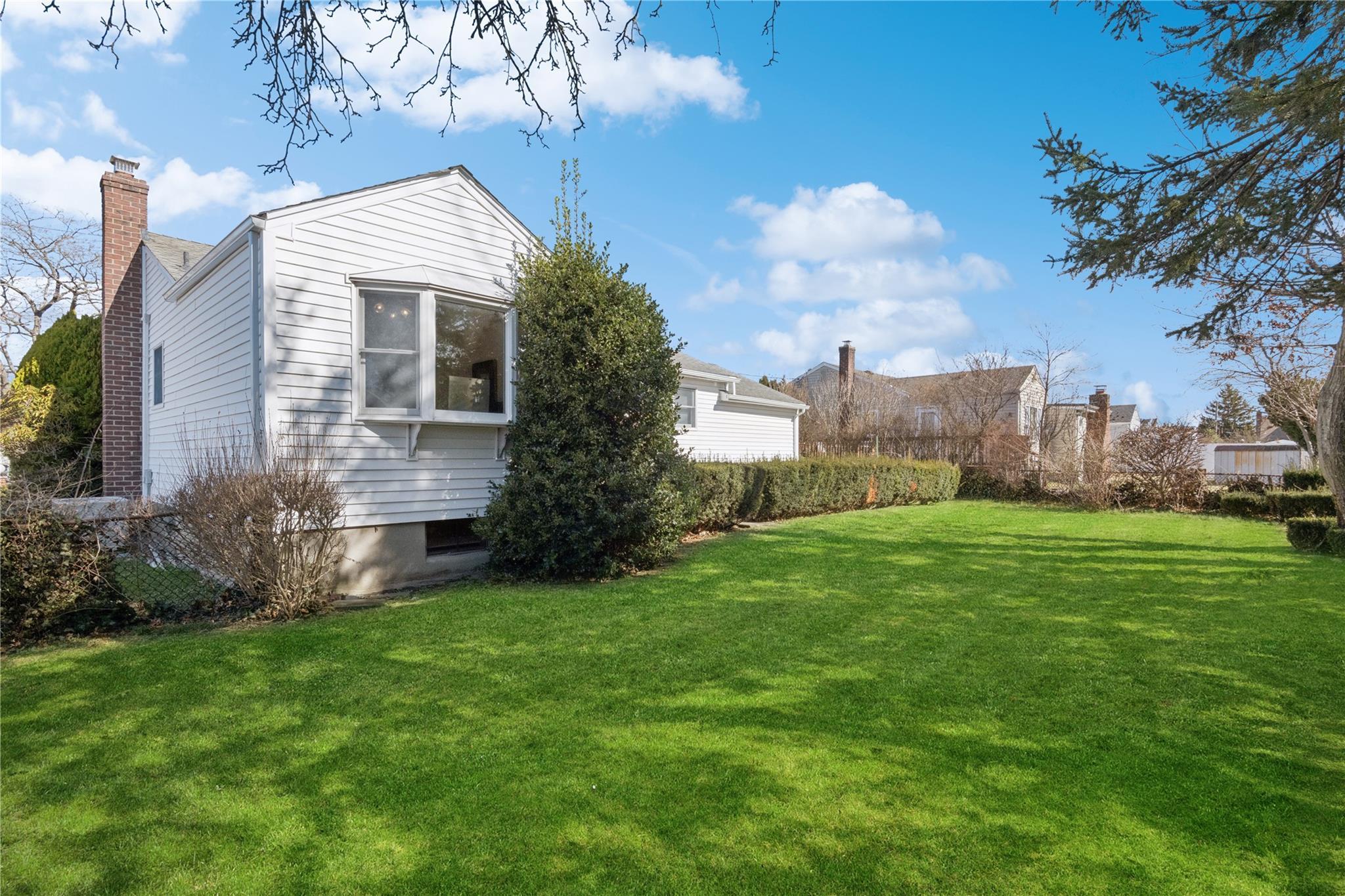 Single Family 9th  Suffolk County, NY 11704, MLS-833082-19