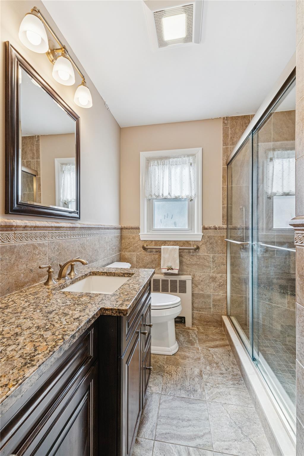 Single Family 9th  Suffolk County, NY 11704, MLS-833082-9