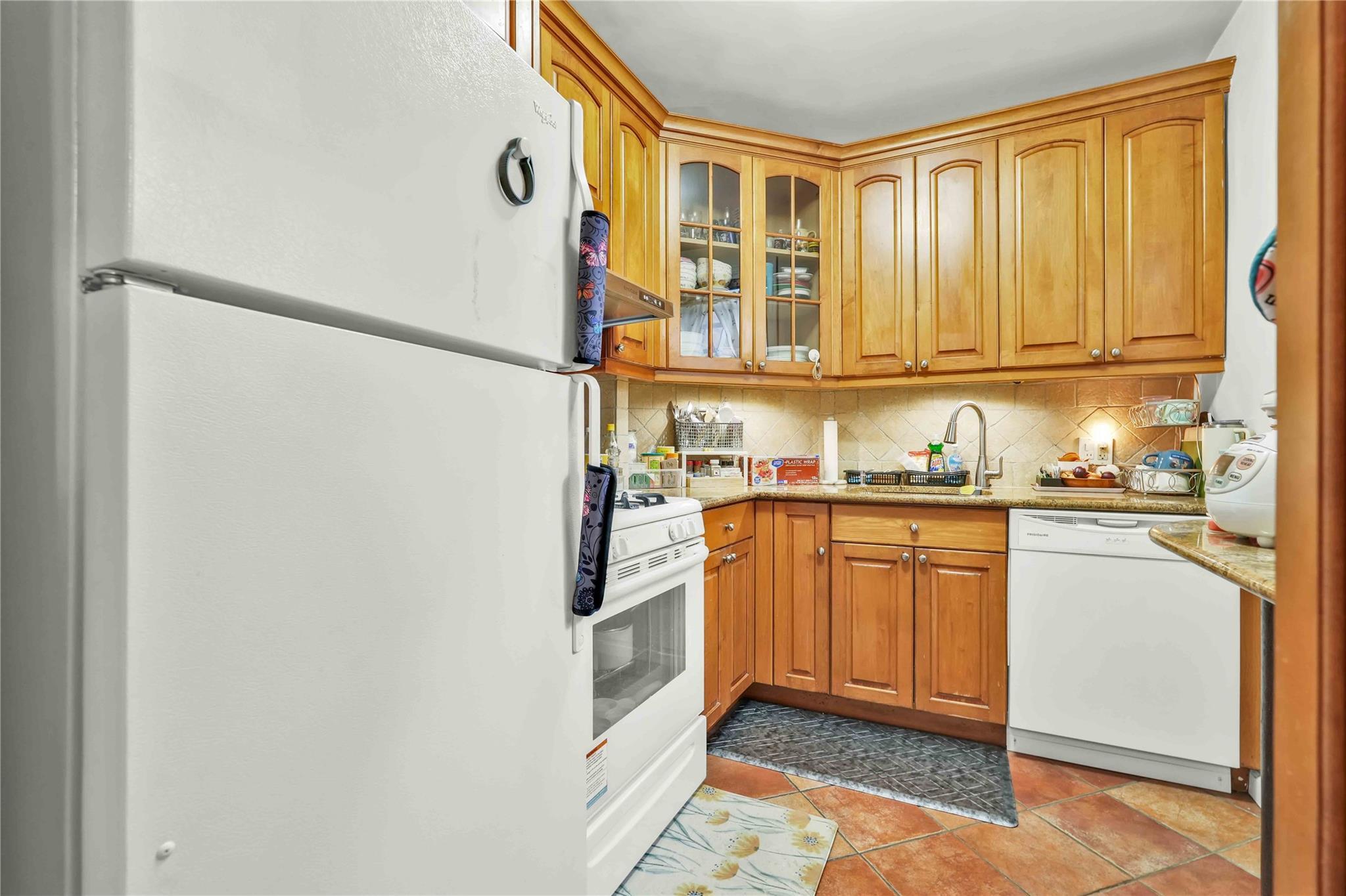 Coop 28th  Queens, NY 11354, MLS-833084-12