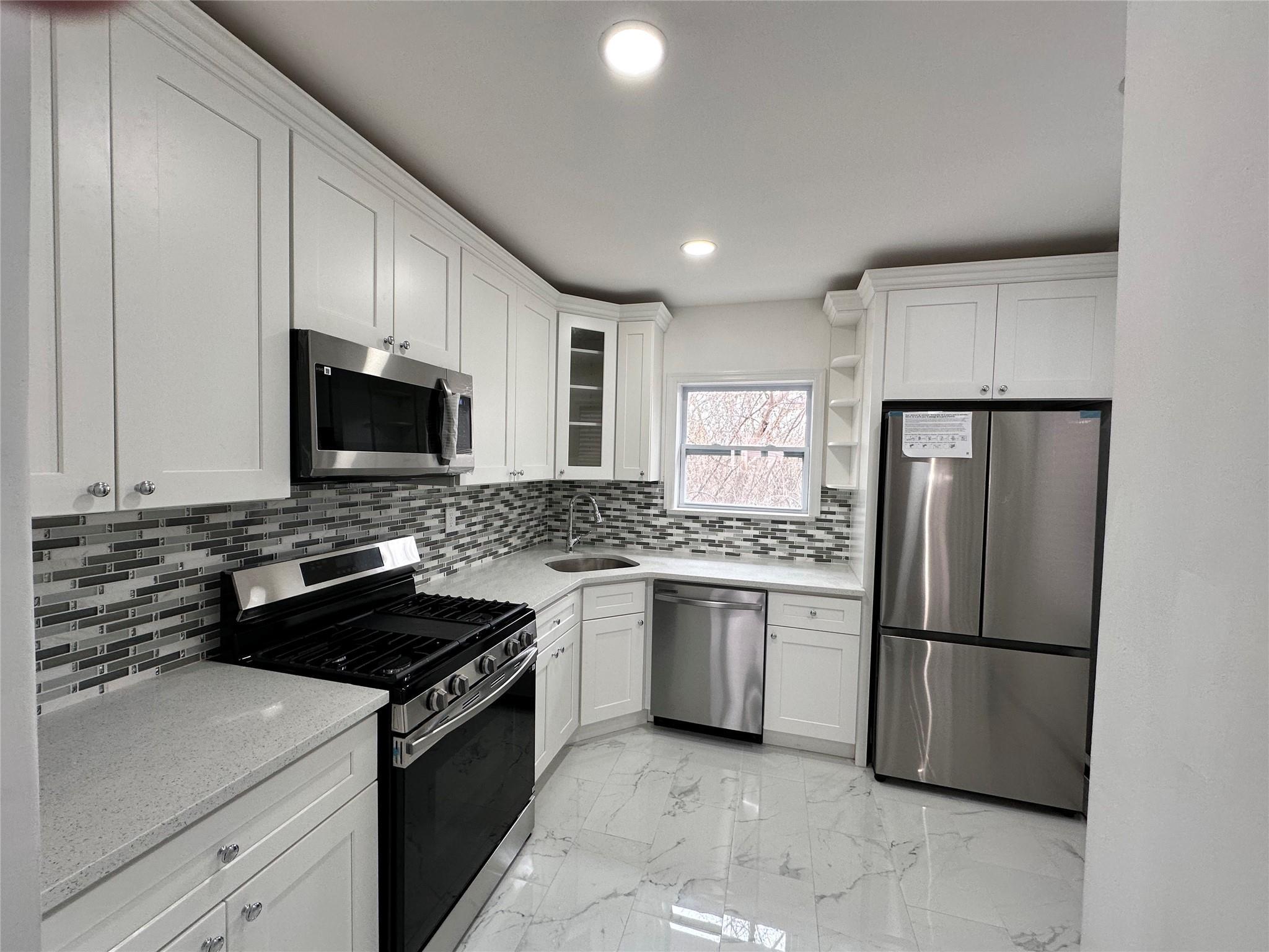 Single Family Catlin  Nassau County, NY 11557, MLS-833129-3