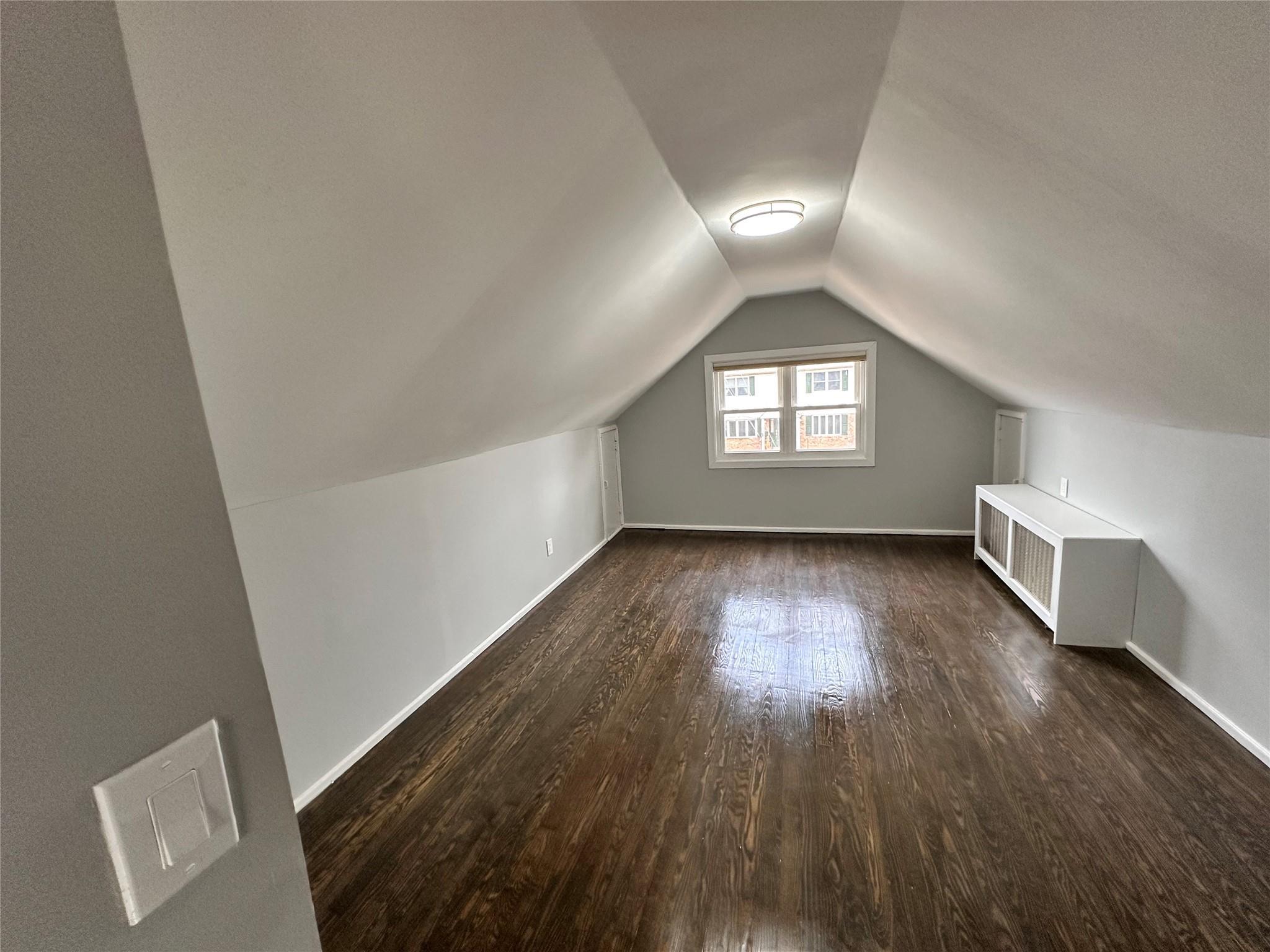 Single Family Catlin  Nassau County, NY 11557, MLS-833129-8