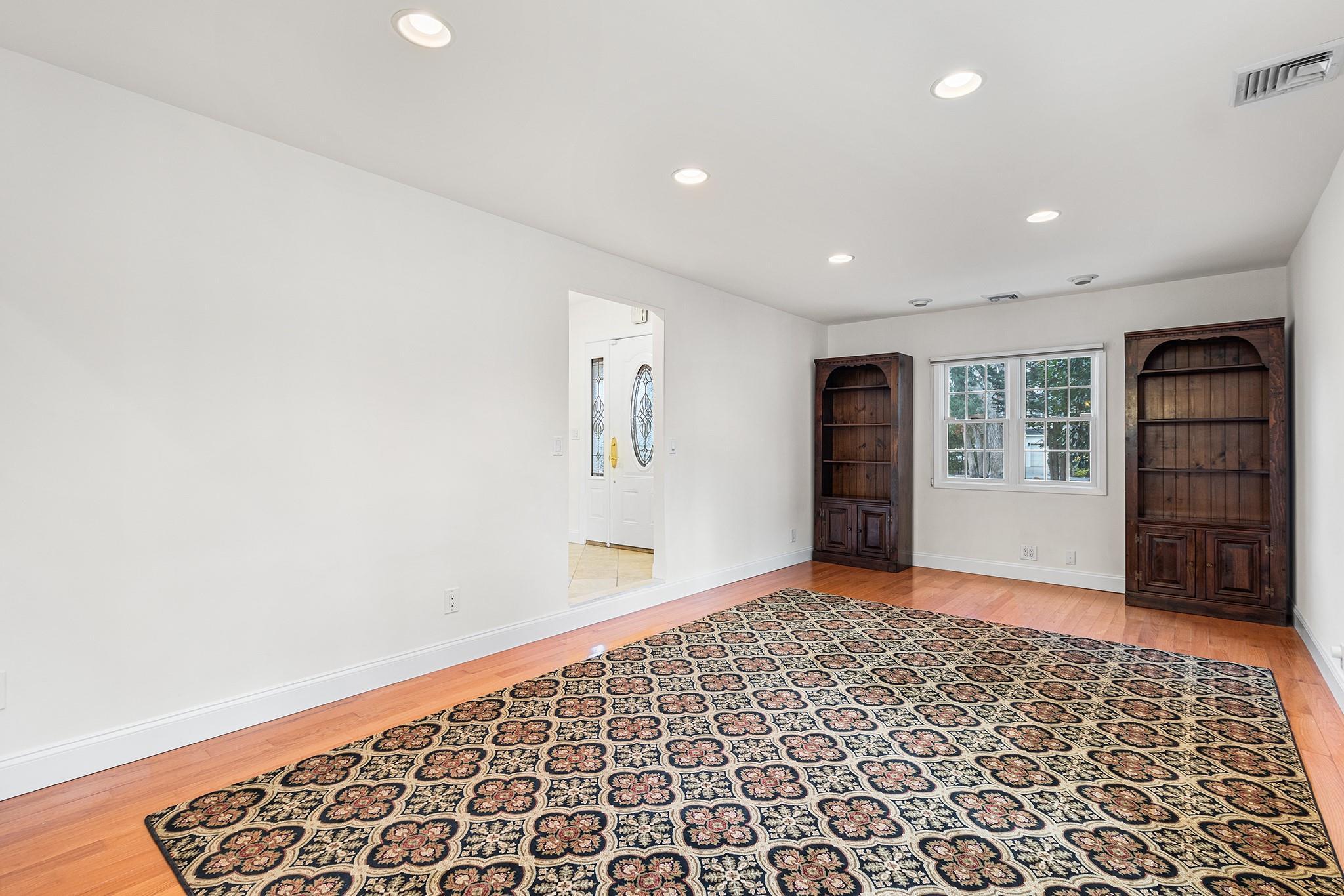 Single Family Horseblock  Suffolk County, NY 11720, MLS-833141-6