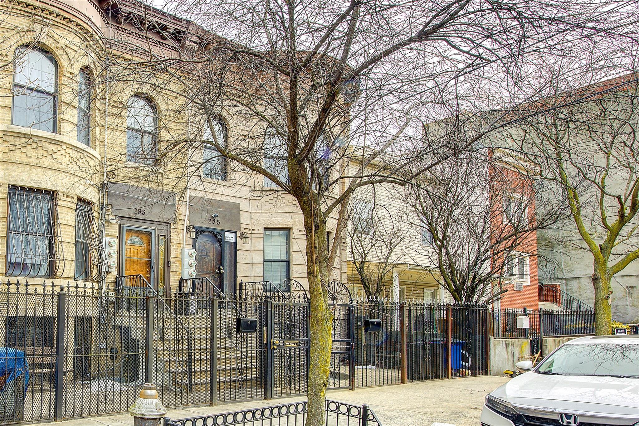 Single Family Montauk  Brooklyn, NY 11208, MLS-833202-3