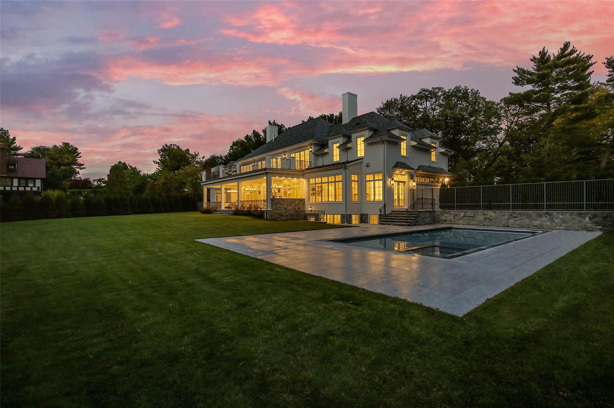 Single Family Carlton  Westchester County, NY 10708, MLS-833212-35