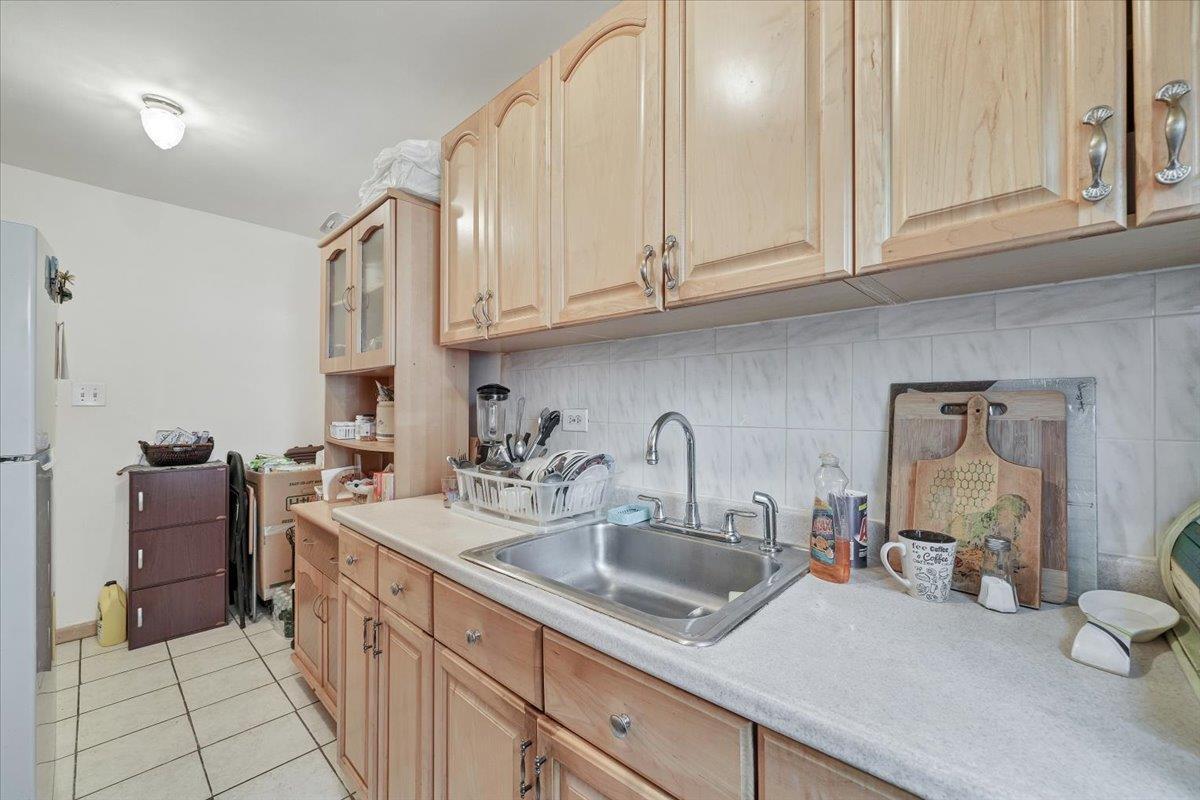 Coop Thieriot  Bronx, NY 10460, MLS-833266-14