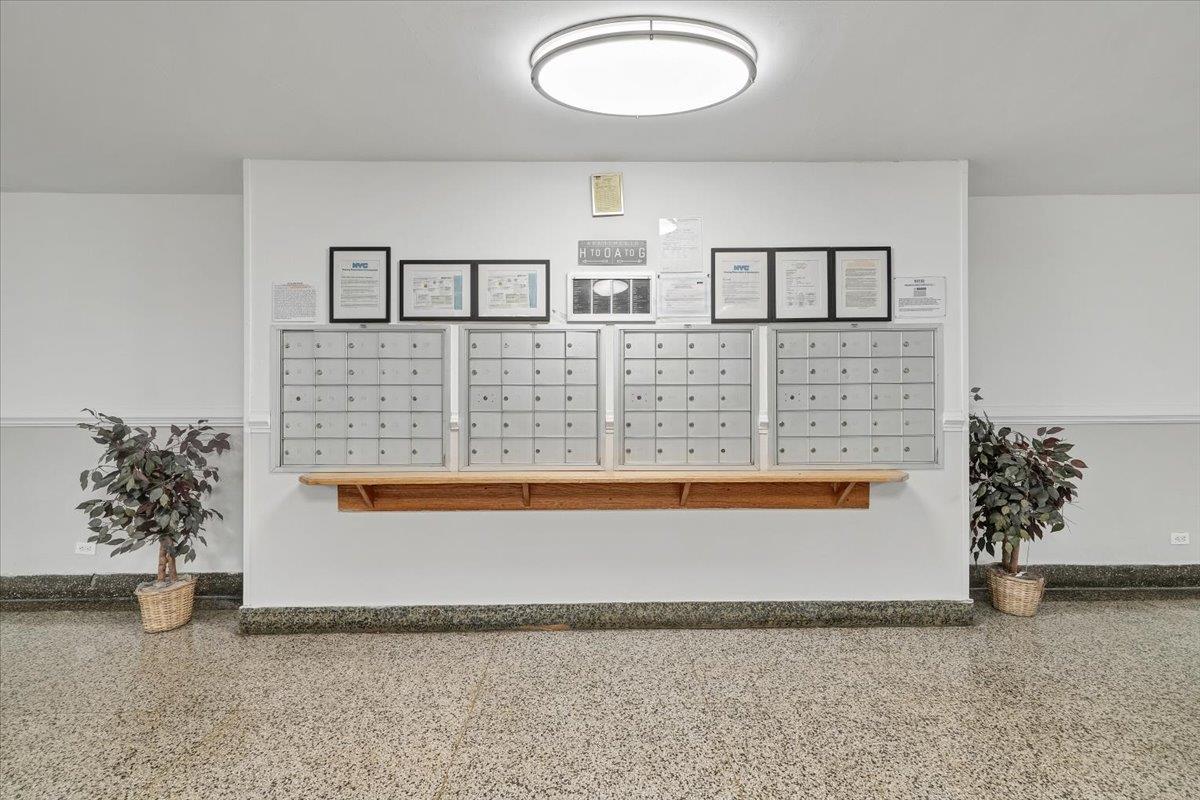 Coop Thieriot  Bronx, NY 10460, MLS-833266-23