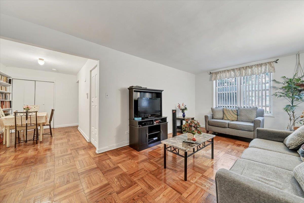 Coop Thieriot  Bronx, NY 10460, MLS-833266-4
