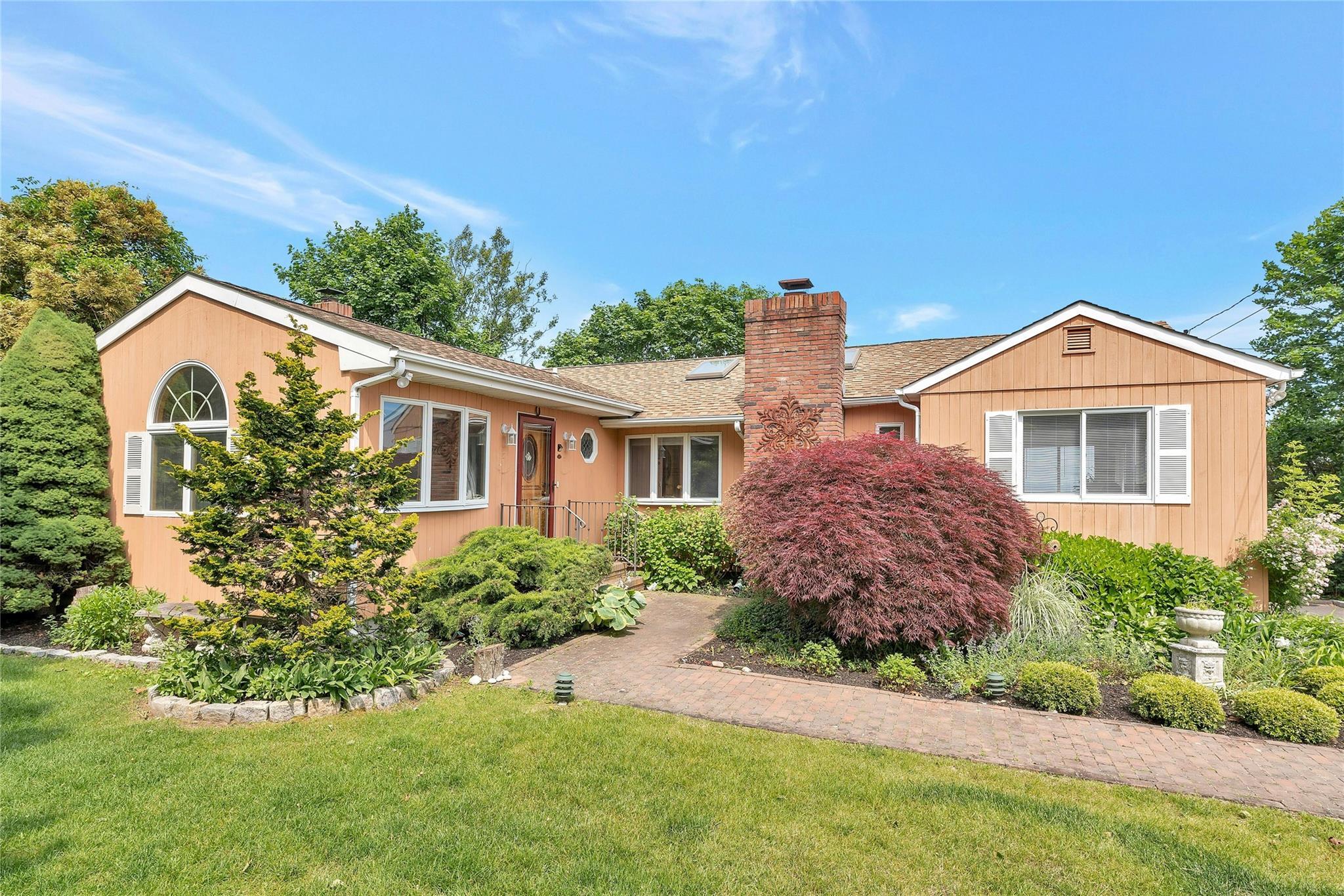 Single Family Crows Nest  Suffolk County, NY 11901, MLS-833269-20