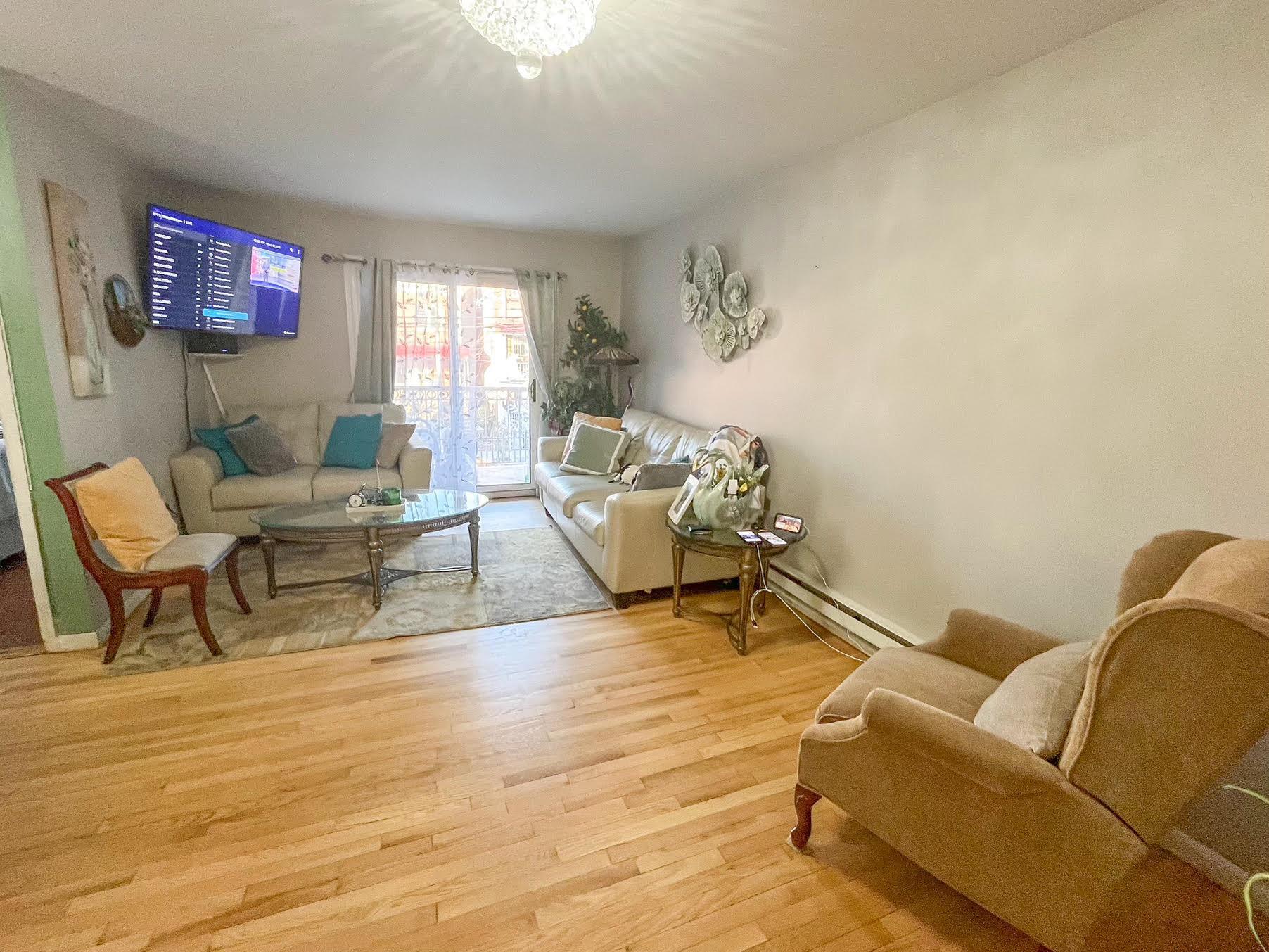 Single Family Van Cleef  Queens, NY 11368, MLS-833280-5