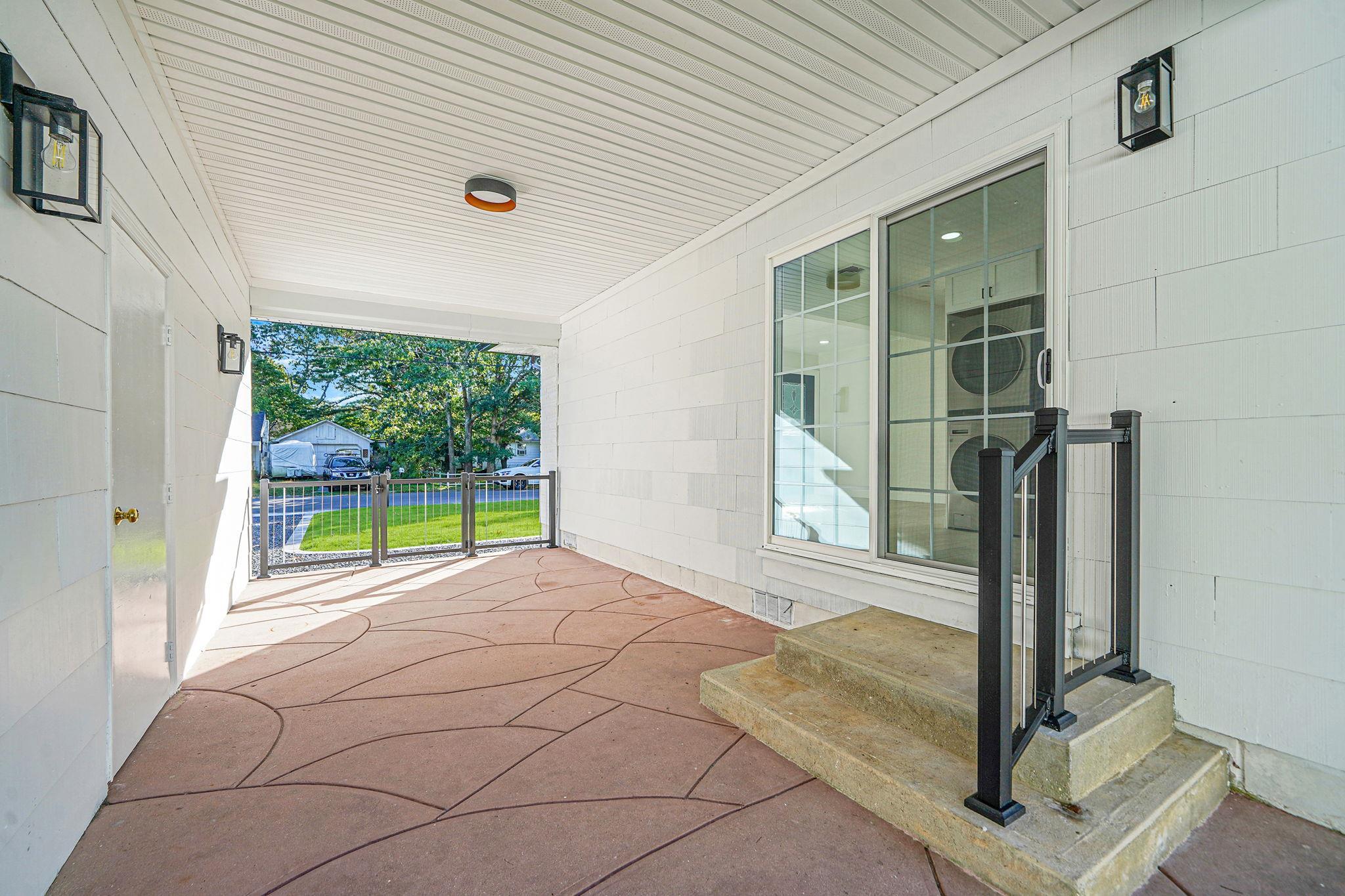 Single Family Royal  Suffolk County, NY 11901, MLS-833310-4