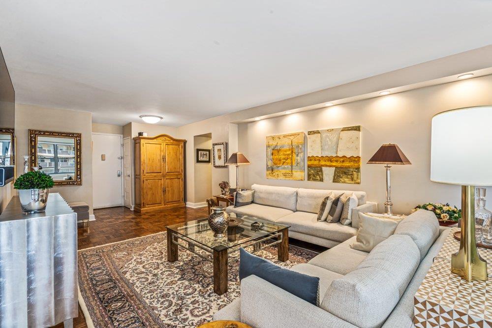 Coop 215  Queens, NY 11360, MLS-833313-10