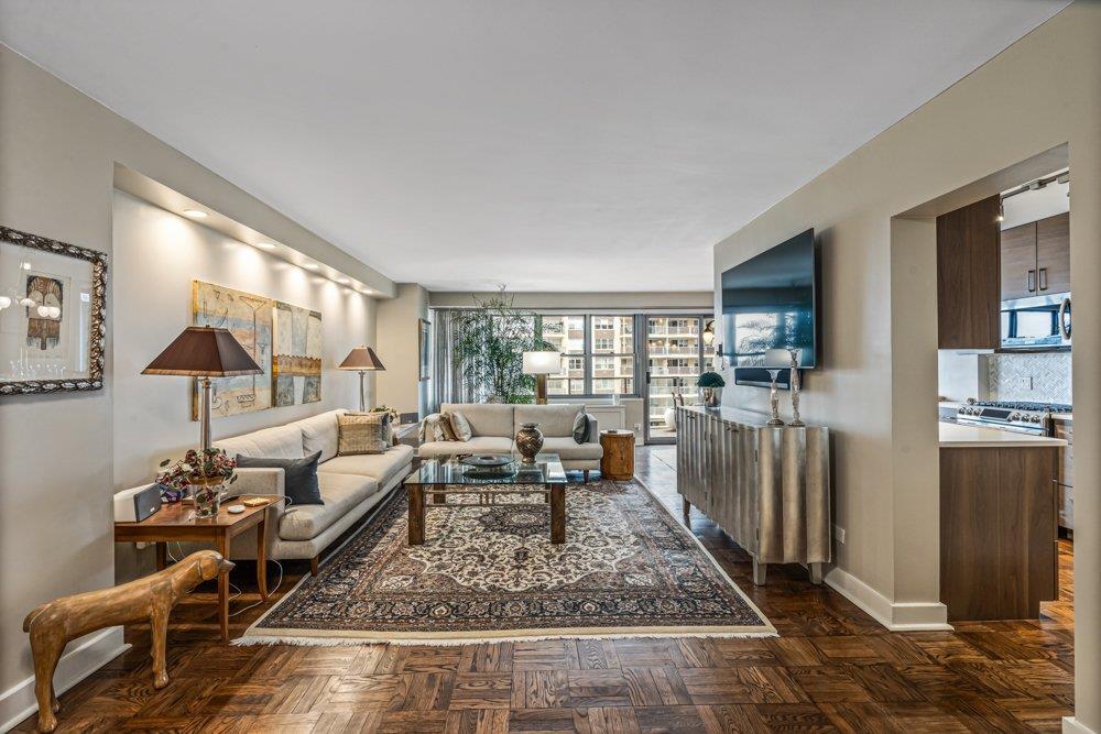 Coop 215  Queens, NY 11360, MLS-833313-11