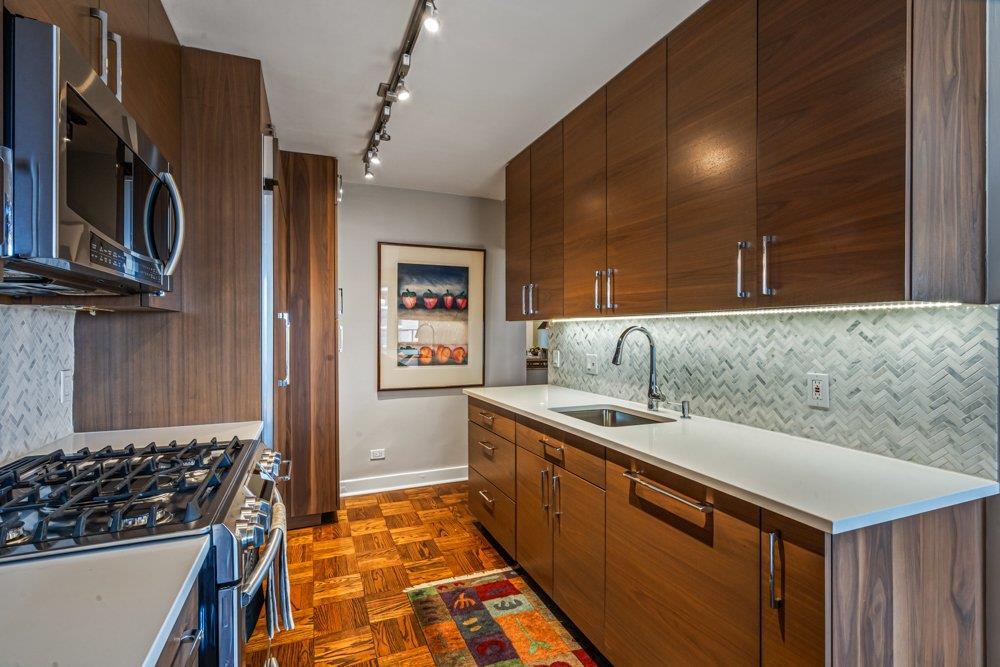 Coop 215  Queens, NY 11360, MLS-833313-5