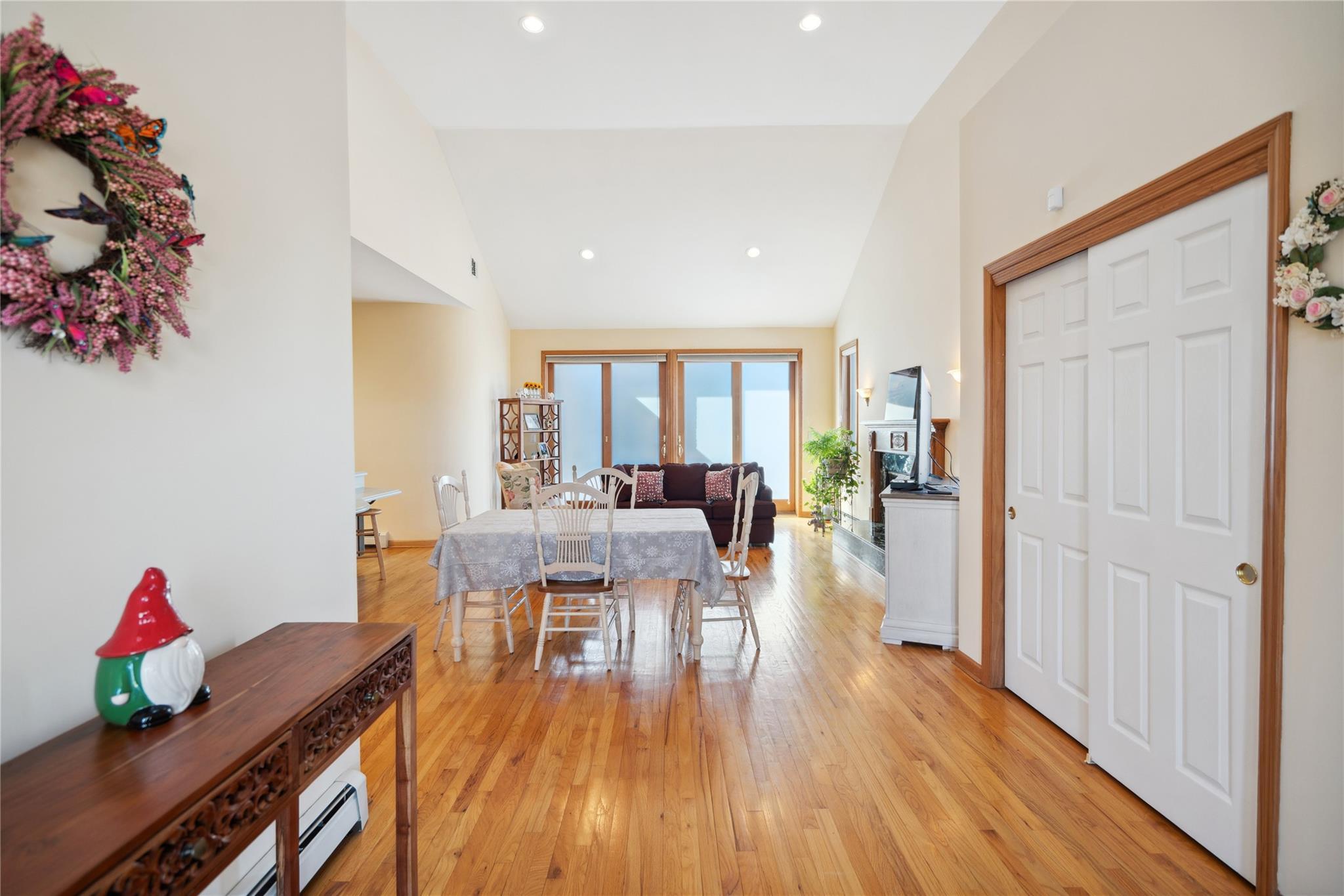 Single Family Marina  Suffolk County, NY 11772, MLS-833348-37