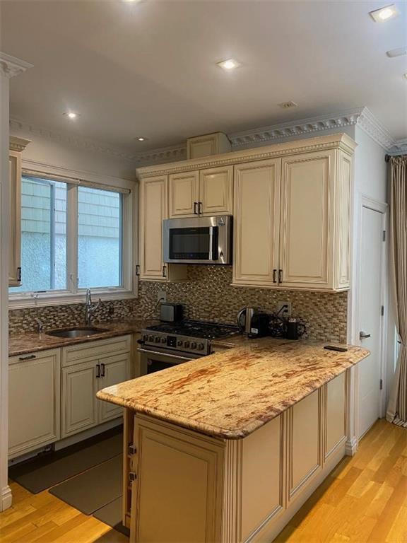 Single Family Quentin  Brooklyn, NY 11229, MLS-833358-2