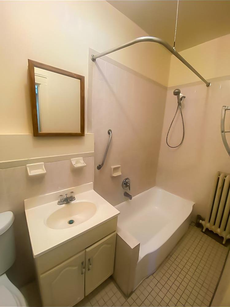 Apartment Farmers  Queens, NY 11412, MLS-833390-7