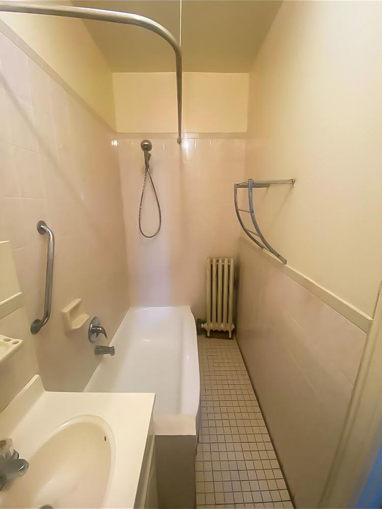 Apartment Farmers  Queens, NY 11412, MLS-833390-9