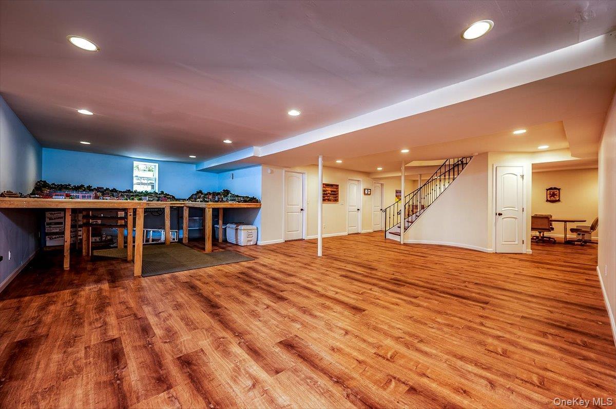 Single Family Ithaca  Nassau County, NY 11509, MLS-833405-35