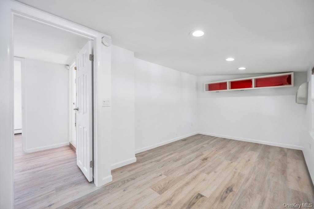 Single Family Northern  Nassau County, NY 11803, MLS-833461-11