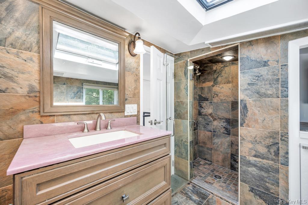 Single Family Northern  Nassau County, NY 11803, MLS-833461-13