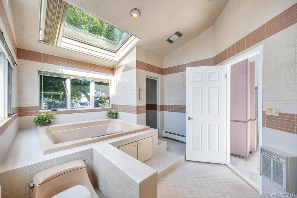 Single Family Northern  Nassau County, NY 11803, MLS-833461-16