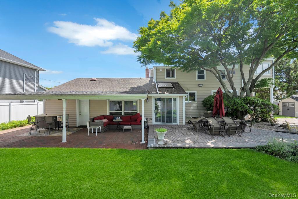 Single Family Northern  Nassau County, NY 11803, MLS-833461-21