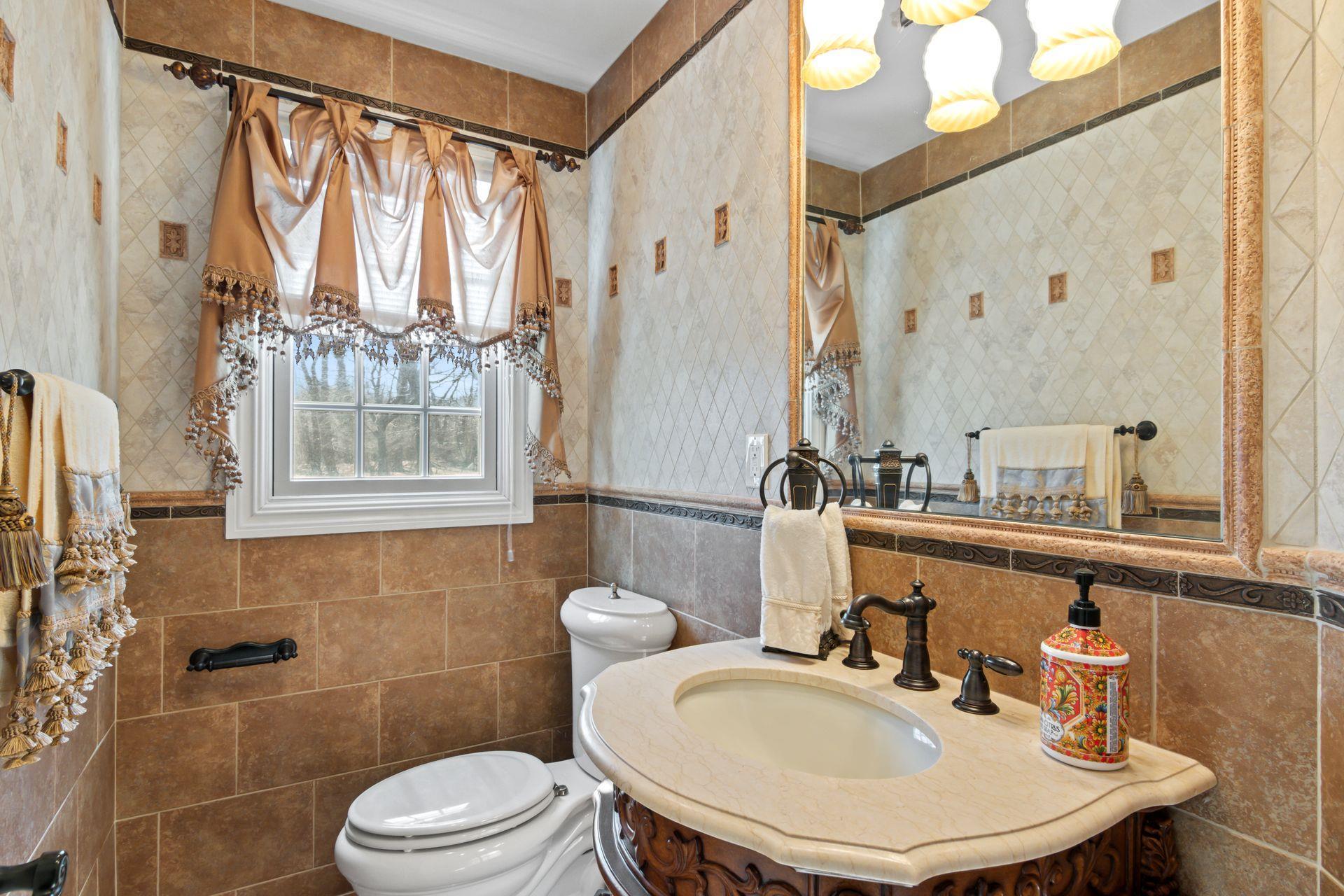 Single Family Fairway  Suffolk County, NY 11777, MLS-833478-8