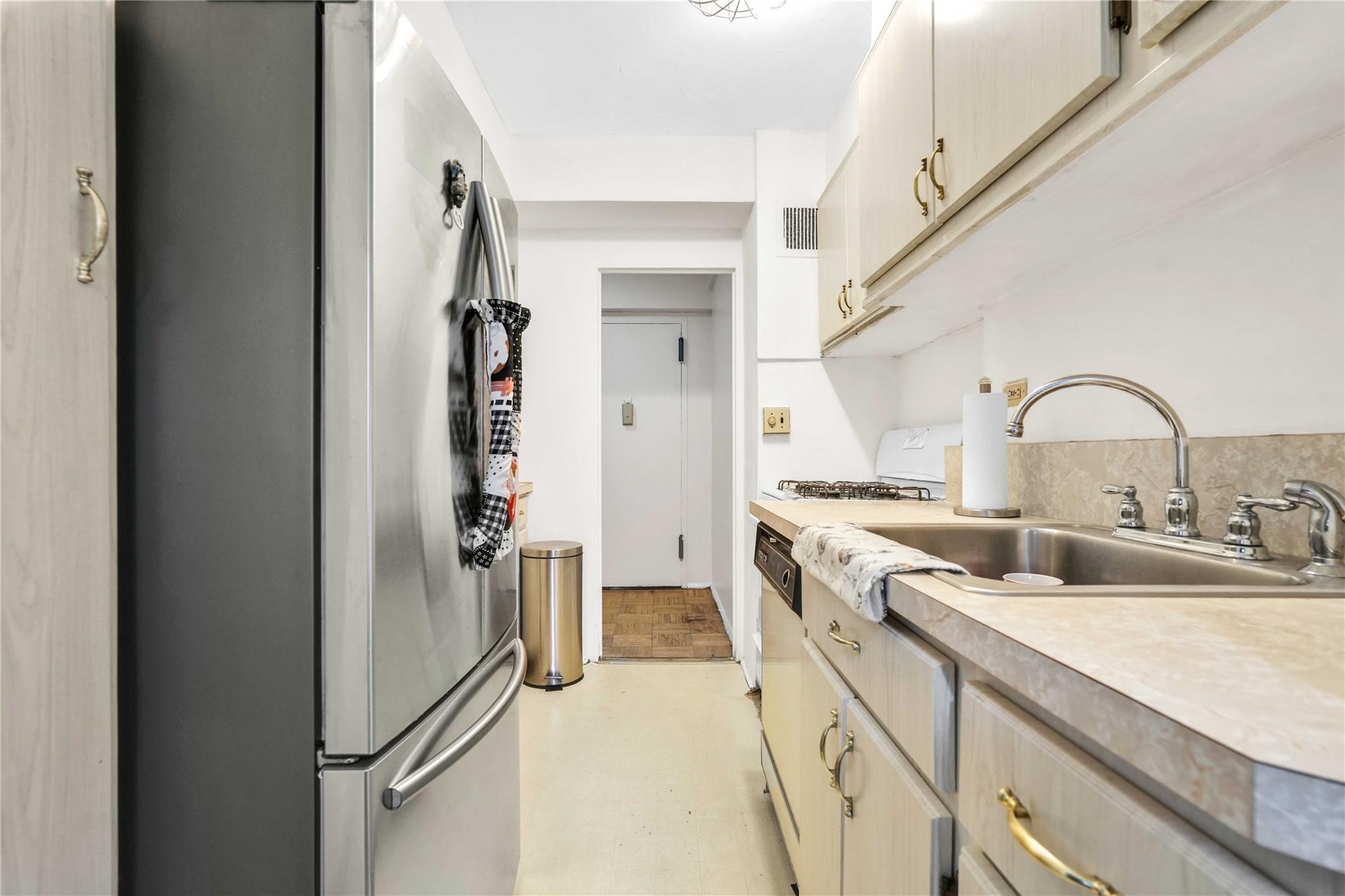 Coop Adams  Brooklyn, NY 11201, MLS-833521-14