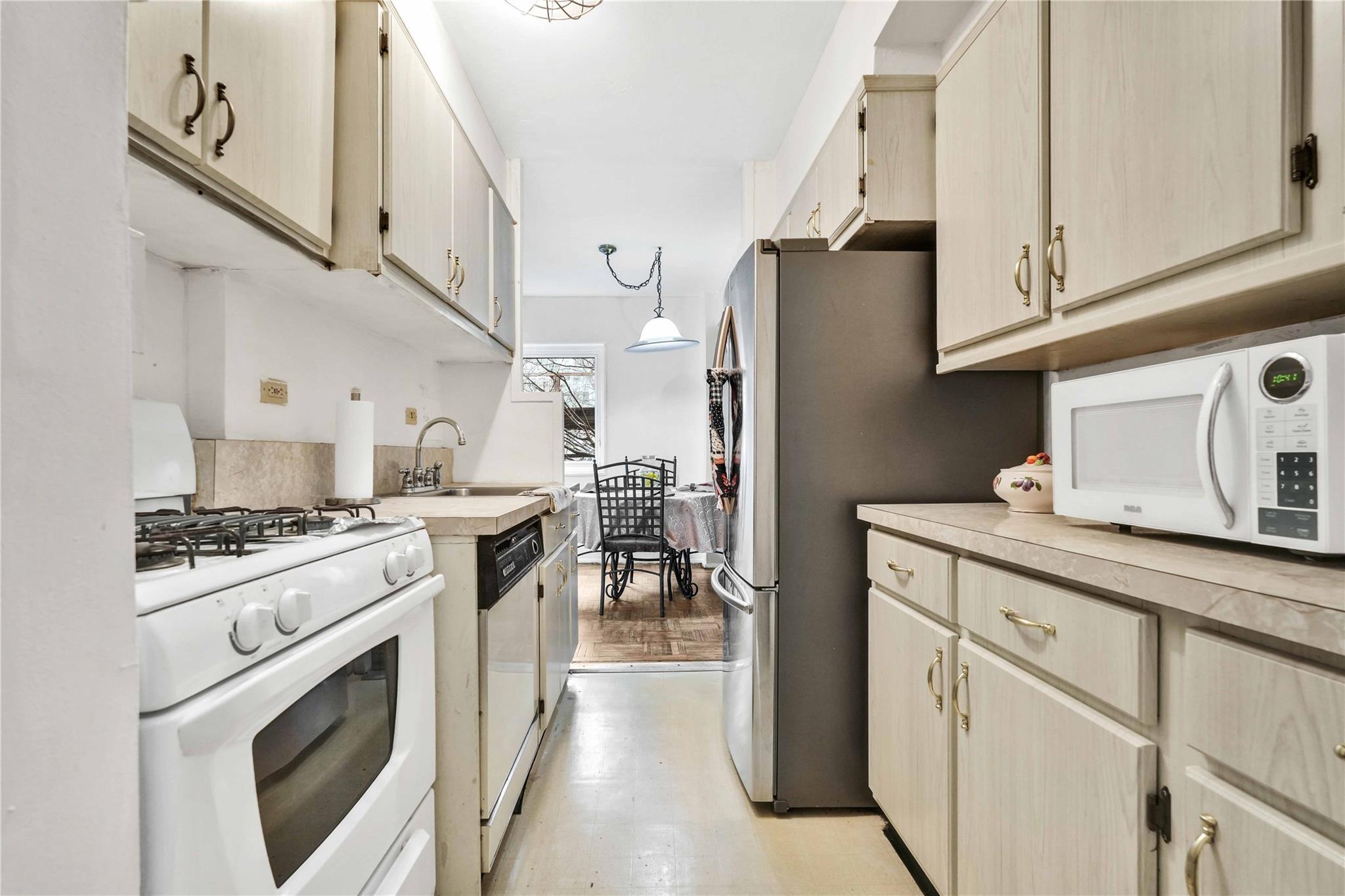Coop Adams  Brooklyn, NY 11201, MLS-833521-15