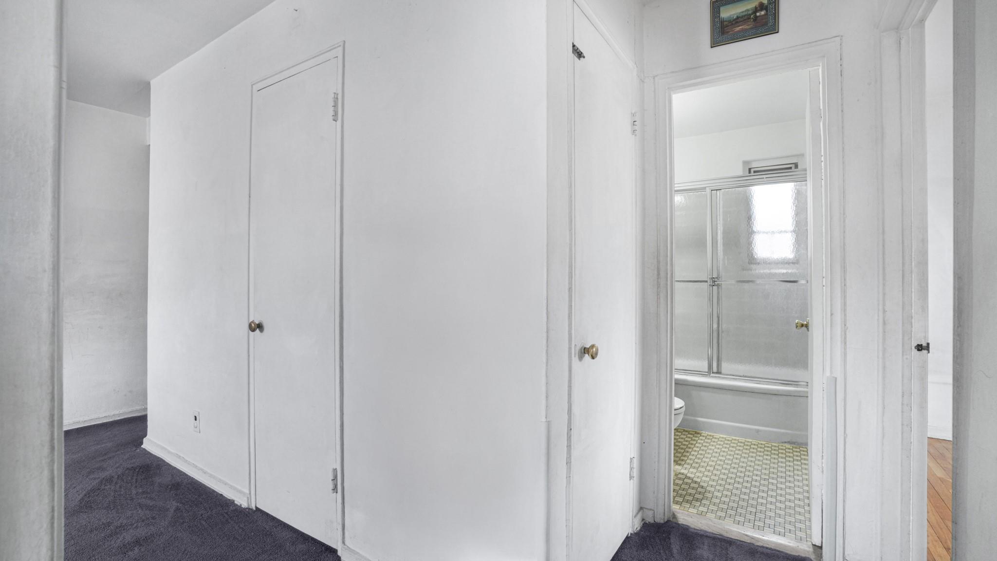 Coop Hillside Ave  Queens, NY 11427, MLS-833541-11