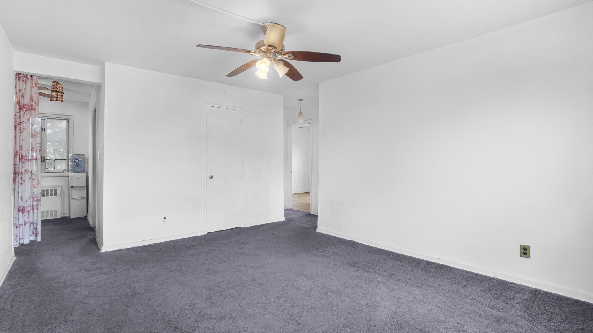 Coop Hillside Ave  Queens, NY 11427, MLS-833541-5