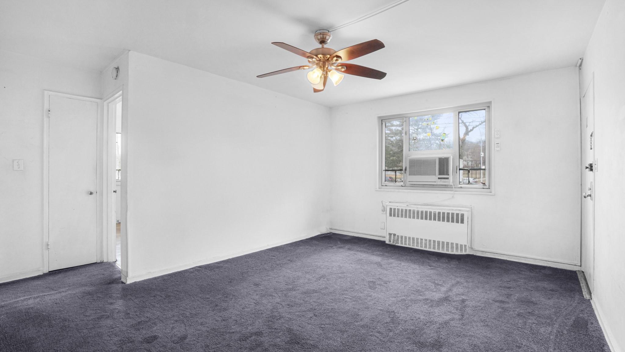 Coop Hillside Ave  Queens, NY 11427, MLS-833541-6