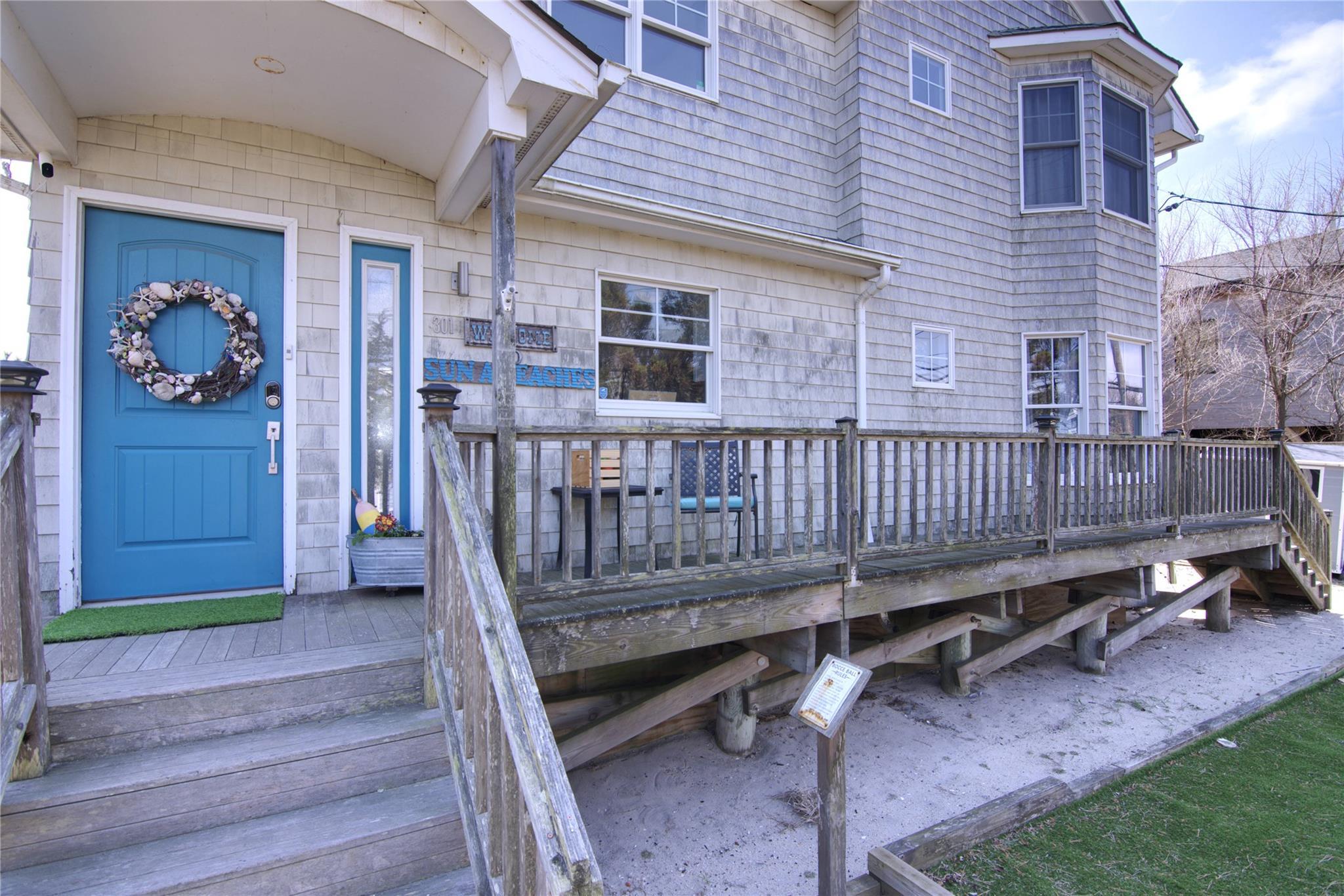Single Family Lewis  Suffolk County, NY 11782, MLS-833545-2