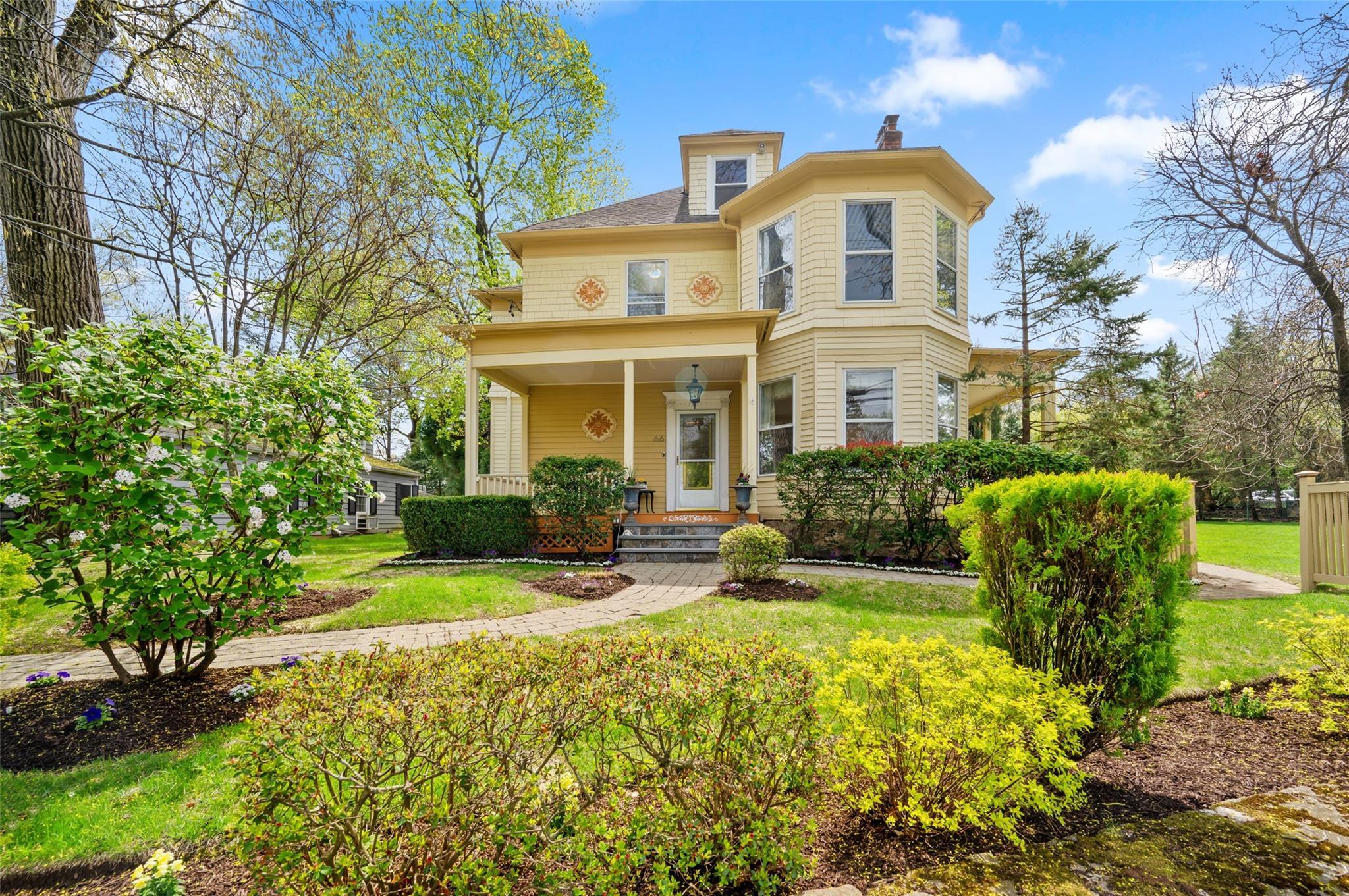 Single Family Drake  Westchester County, NY 10583, MLS-833551-2