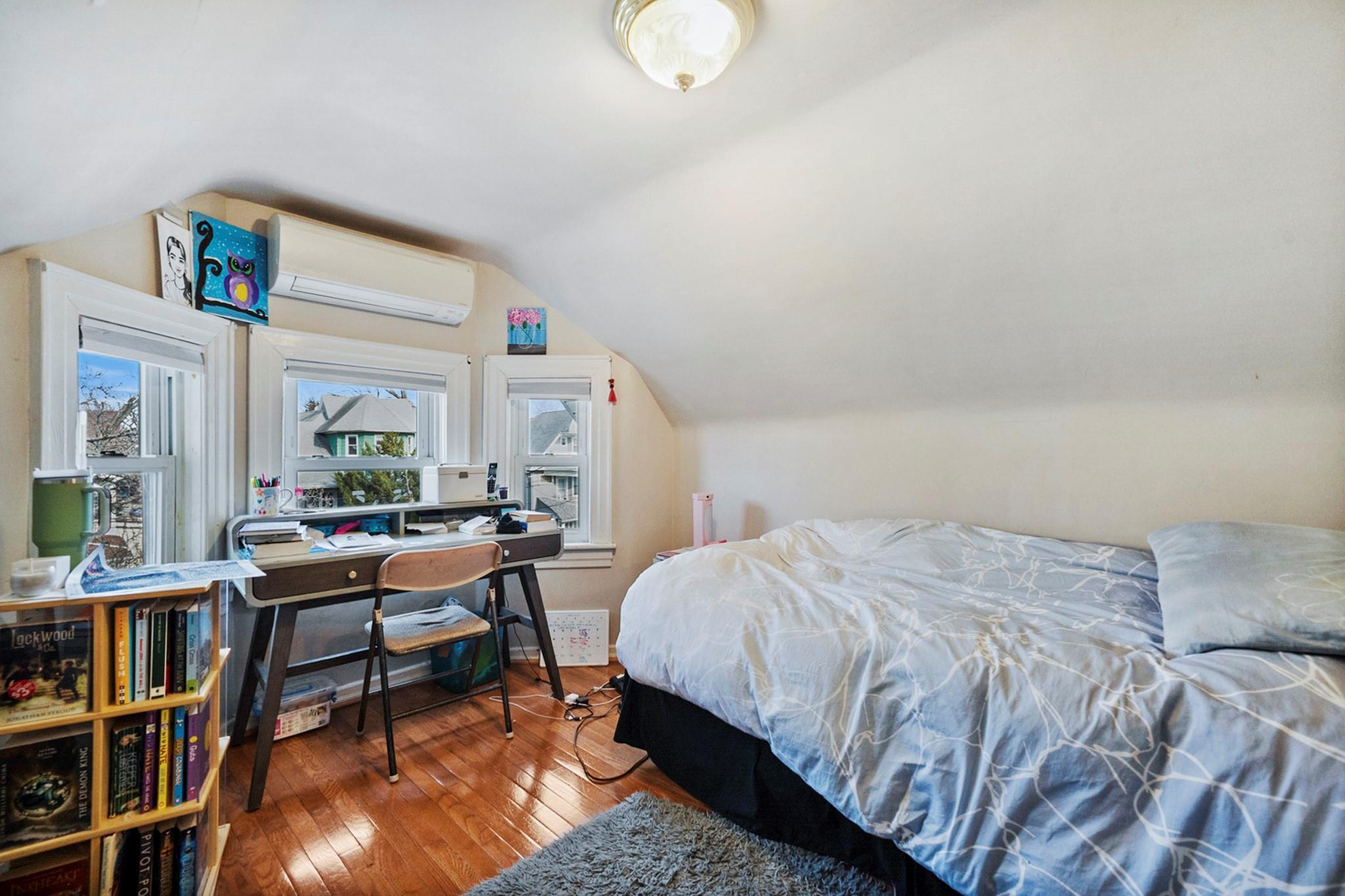 Single Family 108th  Queens, NY 11418, MLS-833561-13