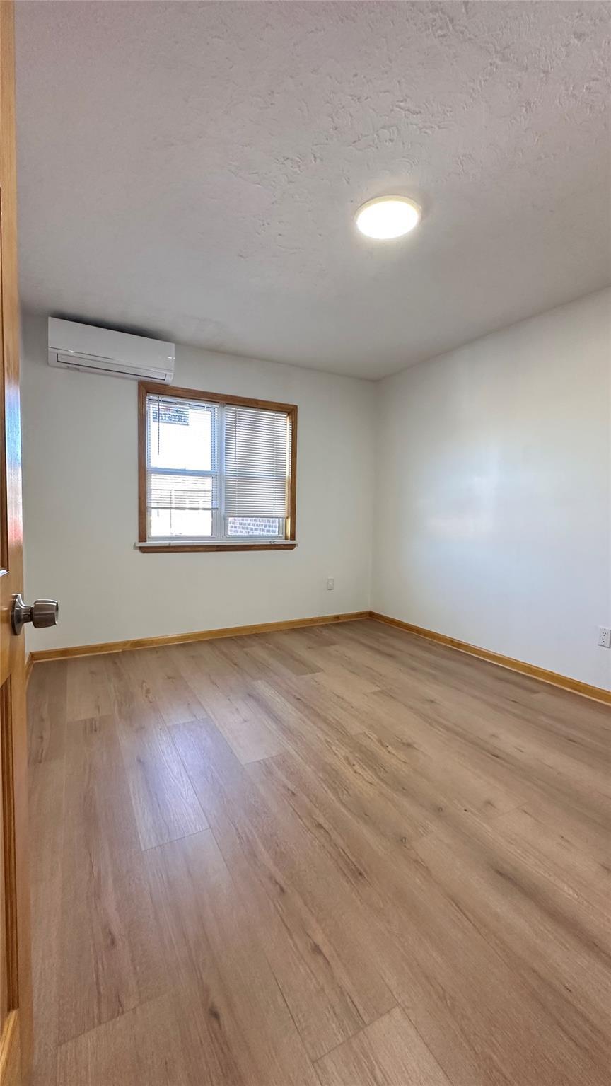 Apartment 77  Queens, NY 11379, MLS-833572-2