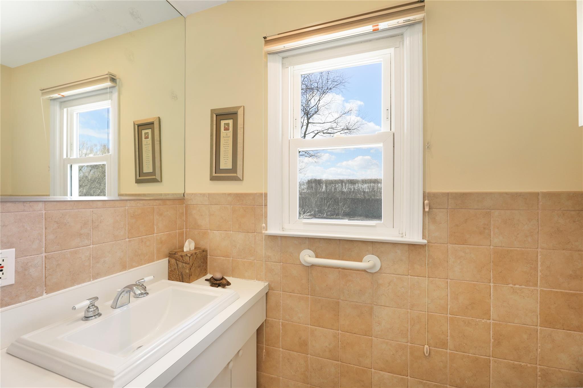 Single Family Paquatuck  Suffolk County, NY 11940, MLS-833574-19