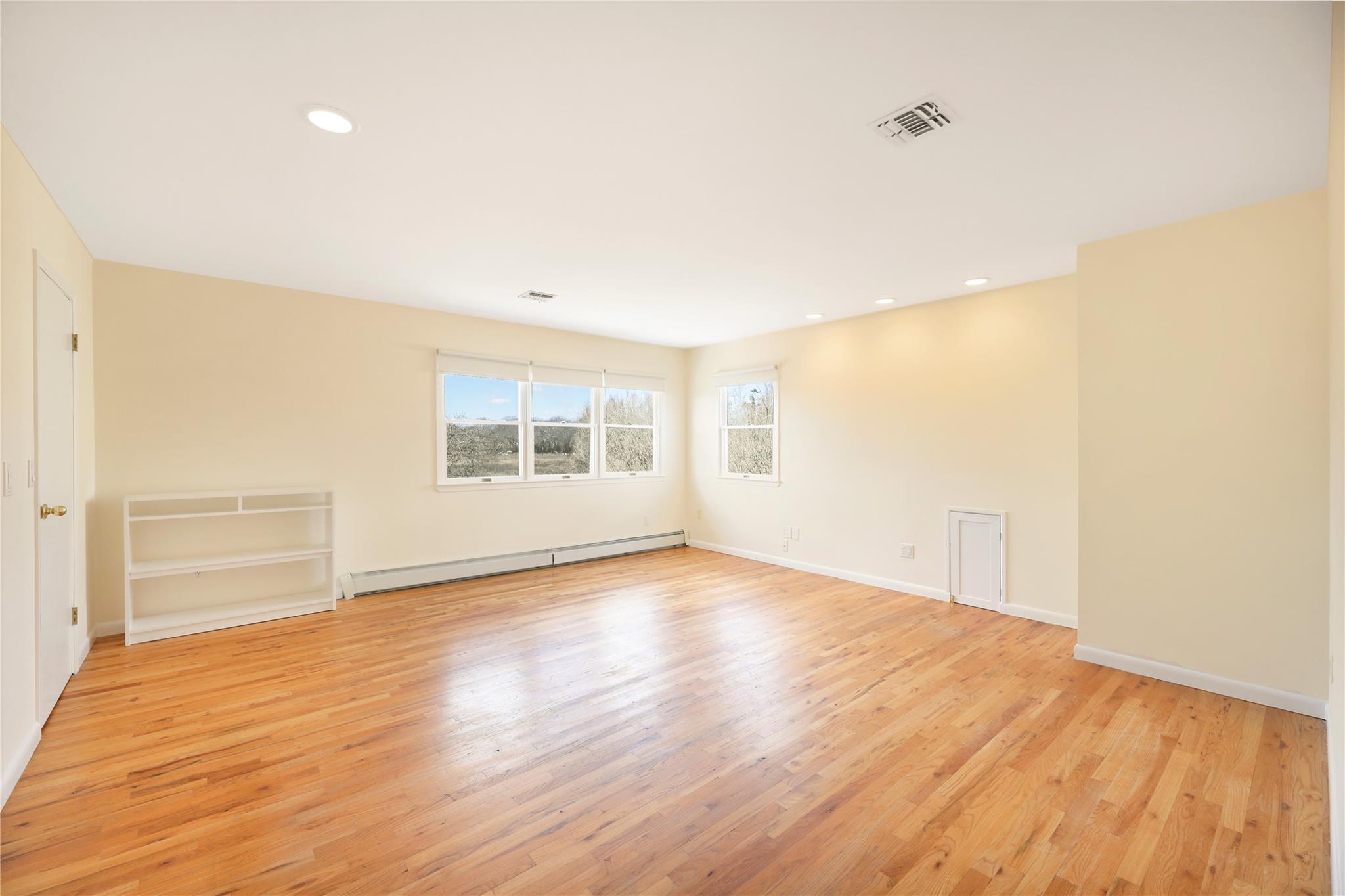 Single Family Paquatuck  Suffolk County, NY 11940, MLS-833574-31