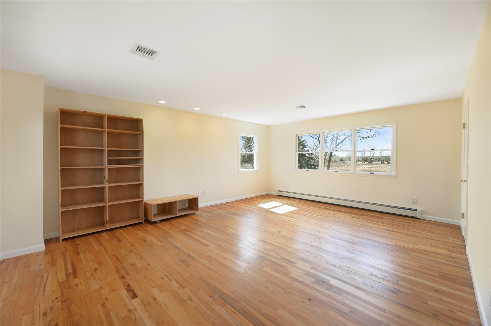 Single Family Paquatuck  Suffolk County, NY 11940, MLS-833574-35