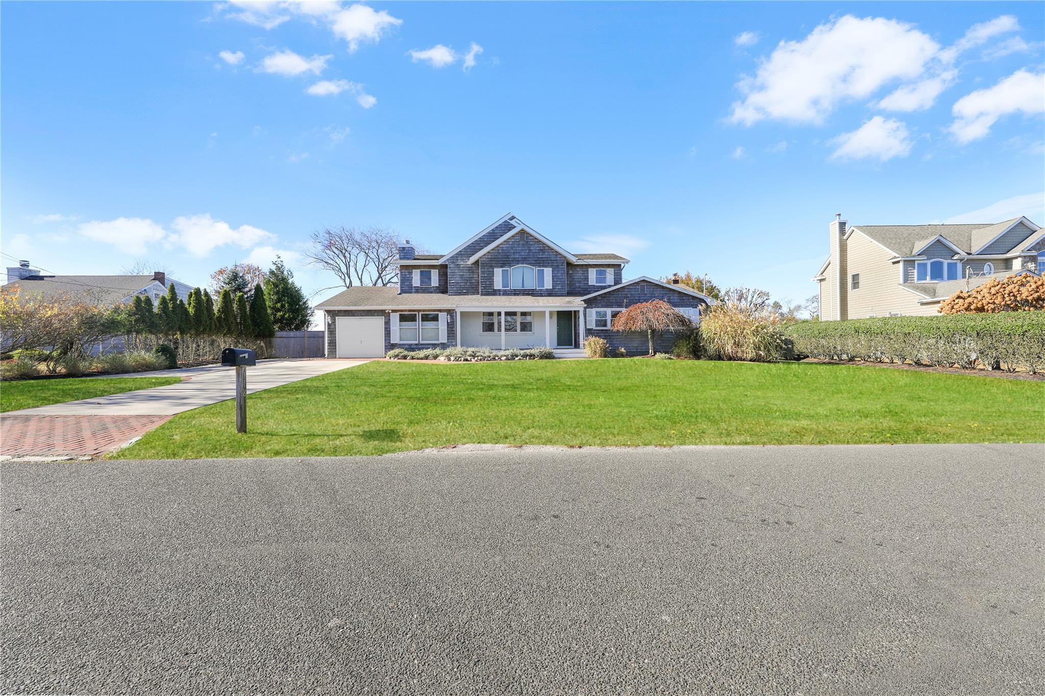 Single Family Paquatuck  Suffolk County, NY 11940, MLS-833574-6