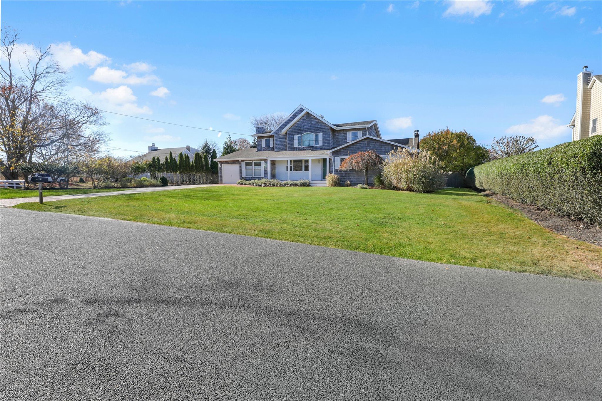 Single Family Paquatuck  Suffolk County, NY 11940, MLS-833574-8