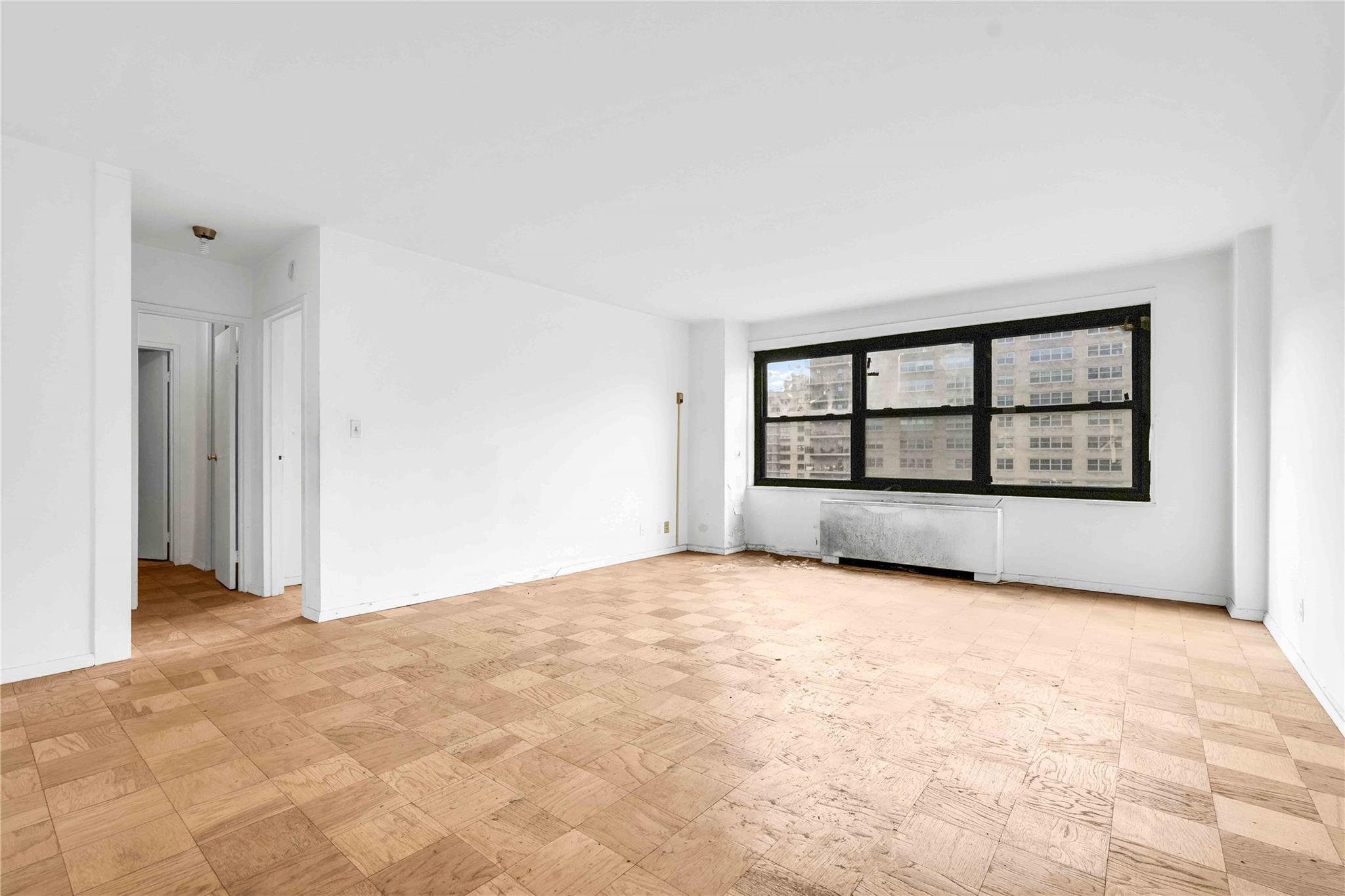 Coop End  Manhattan, NY 10023, MLS-833586-4