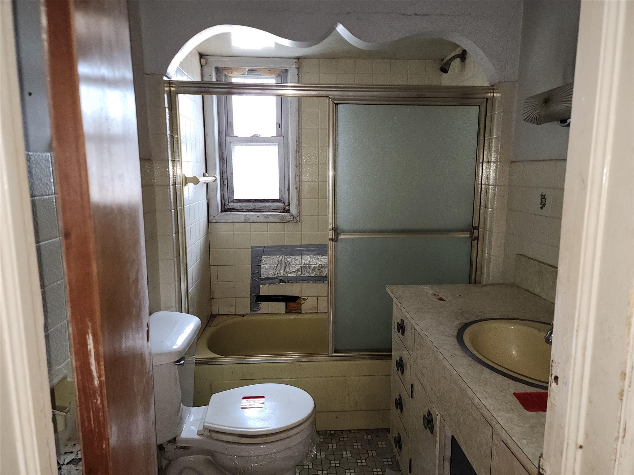 Single Family Merrick  Suffolk County, NY 11967, MLS-833590-9