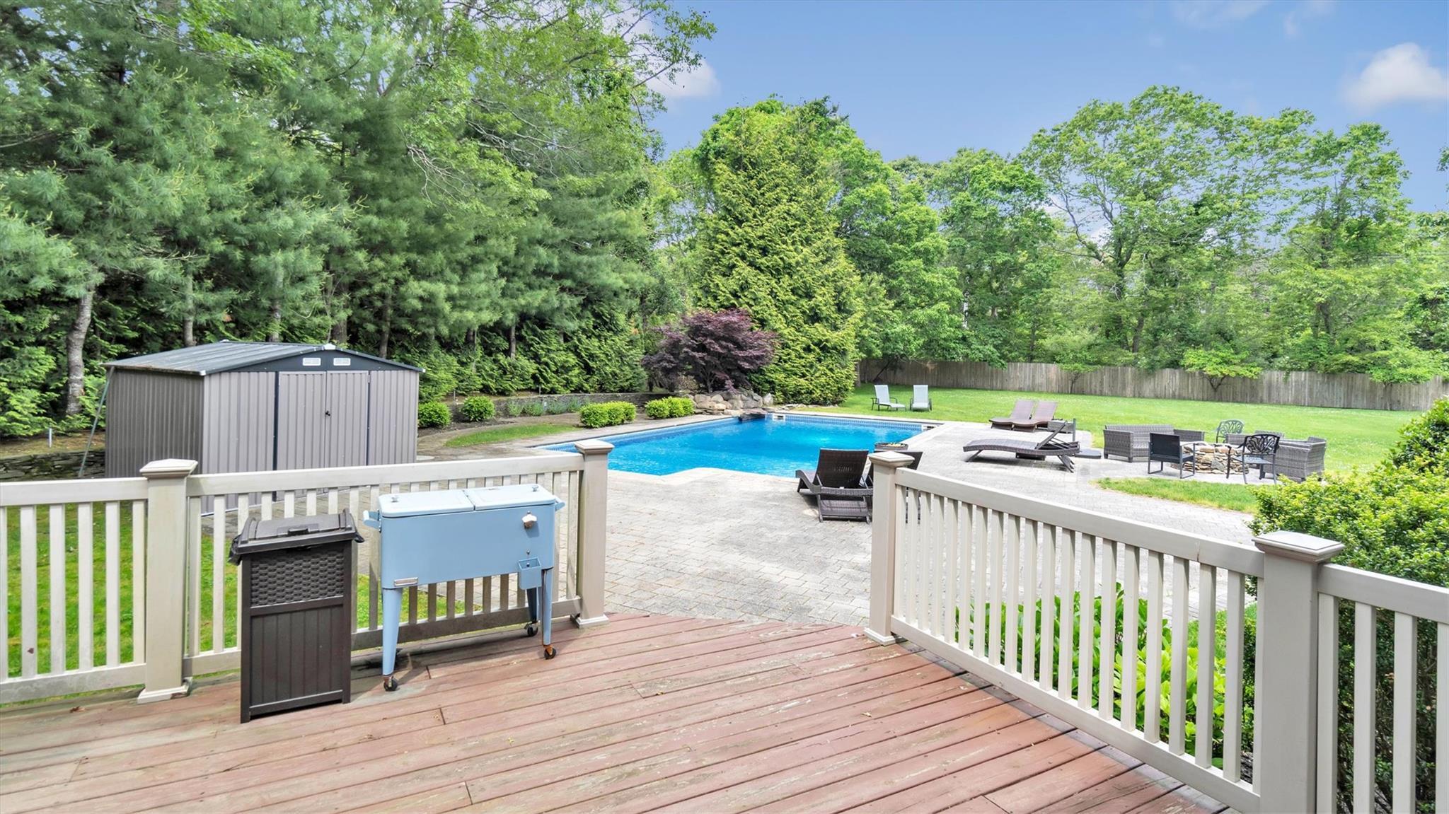 Single Family Boxtree  Suffolk County, NY 11942, MLS-833626-27
